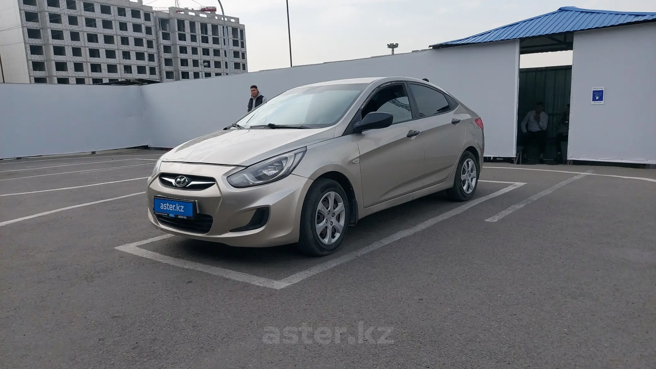 Hyundai Accent 2013