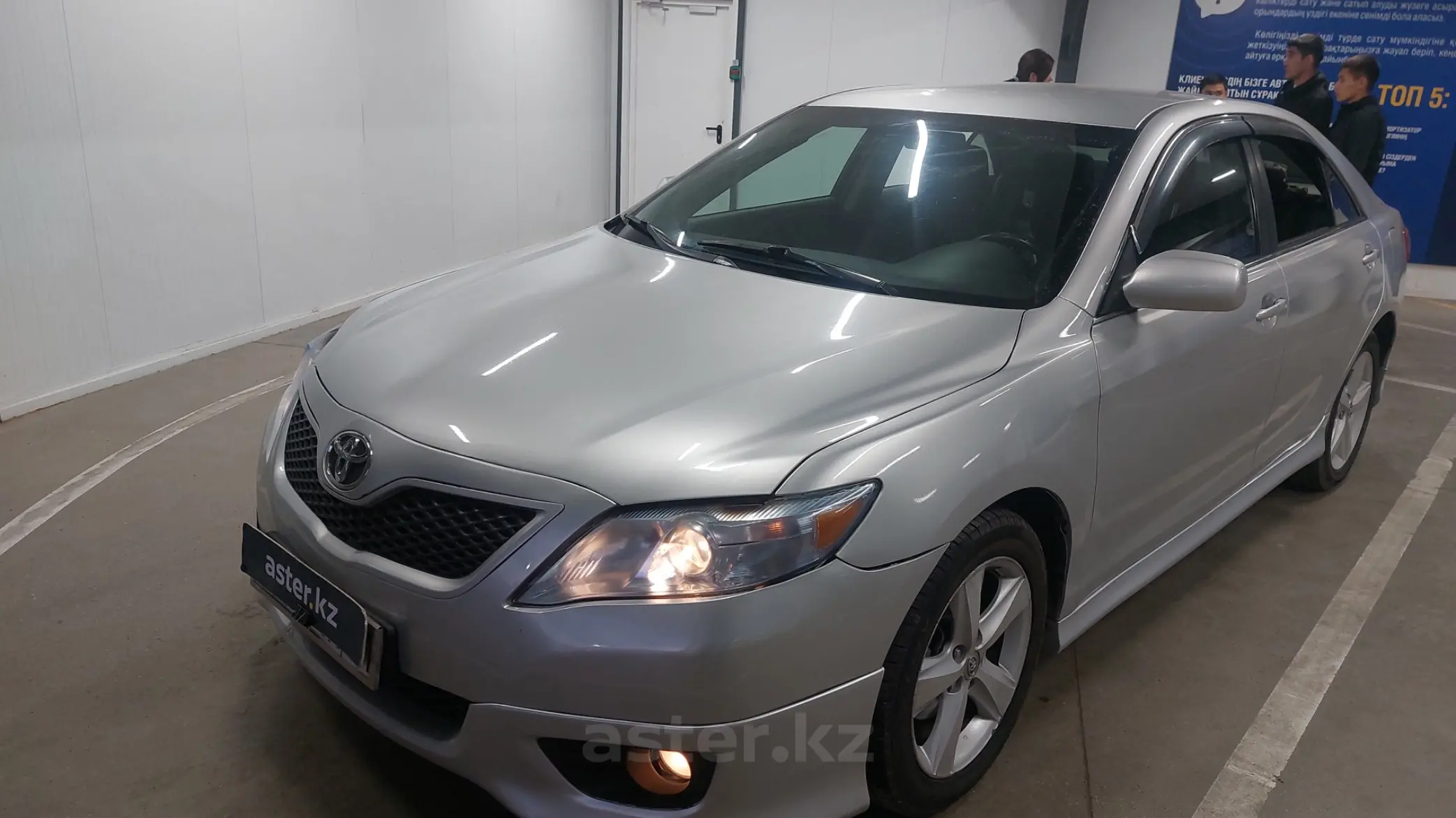 Toyota Camry 2011