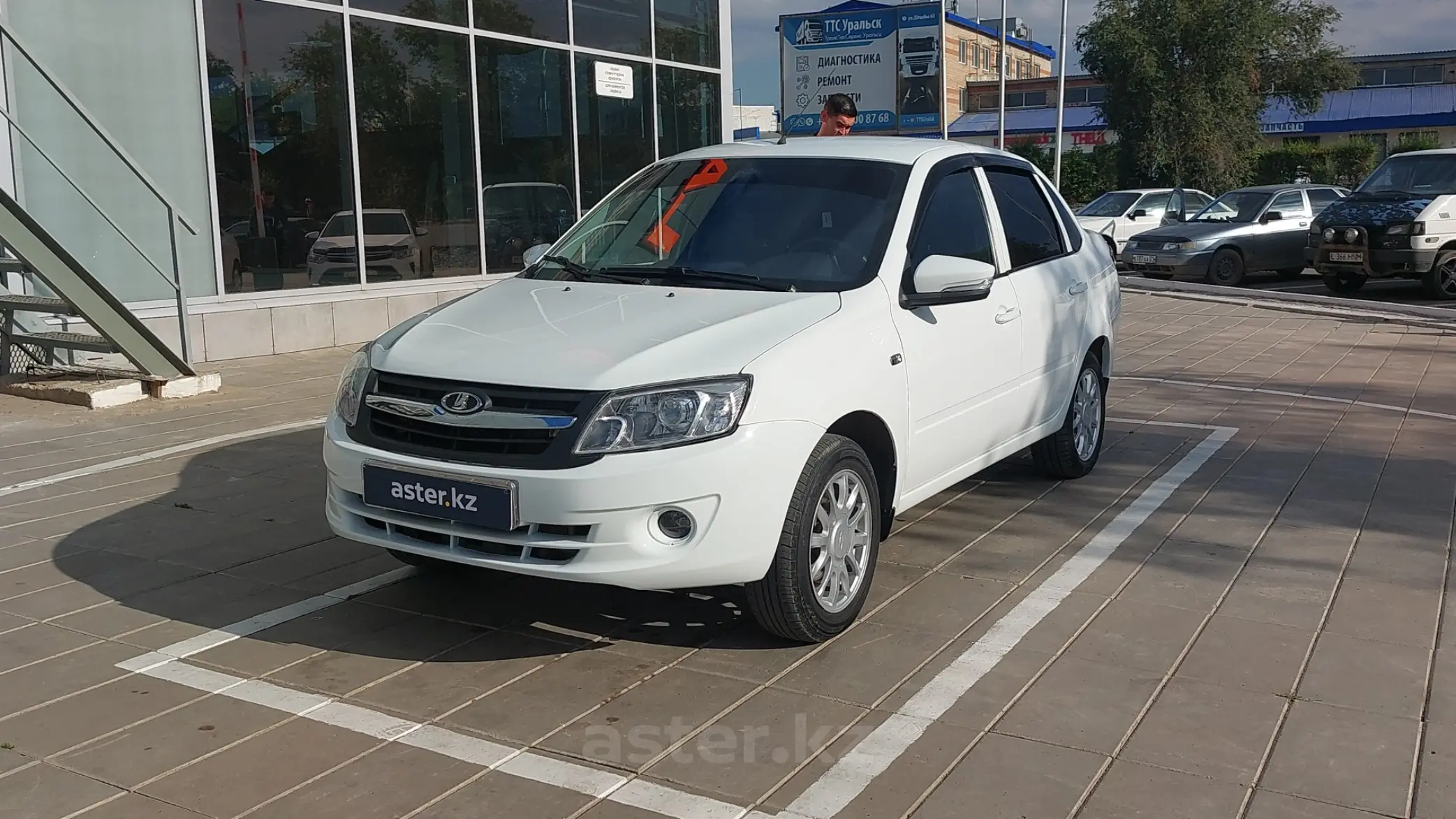 LADA (ВАЗ) Granta 2013