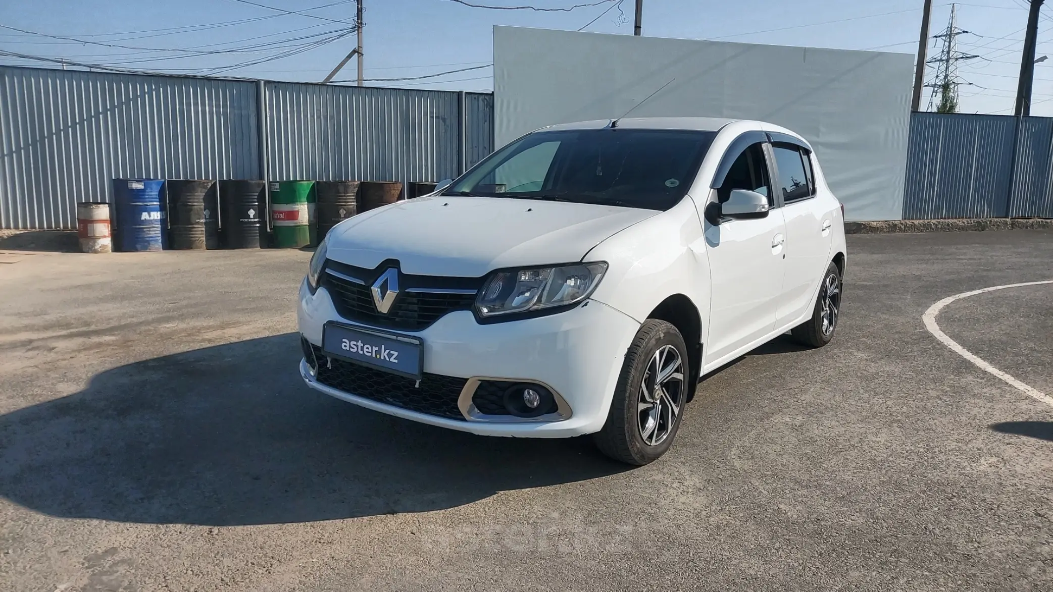 Renault Sandero 2015