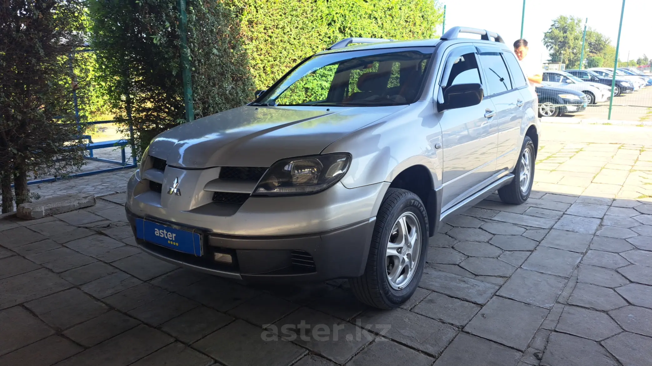 Mitsubishi Outlander 2004