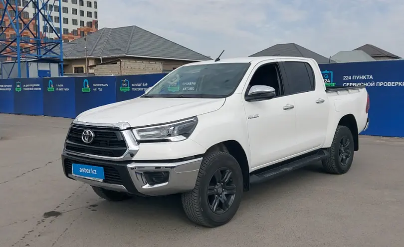 Toyota Hilux 2021 года за 21 000 000 тг. в Шымкент