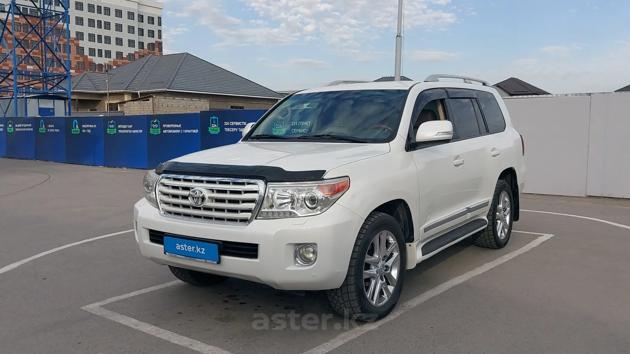 Toyota Land Cruiser 2013