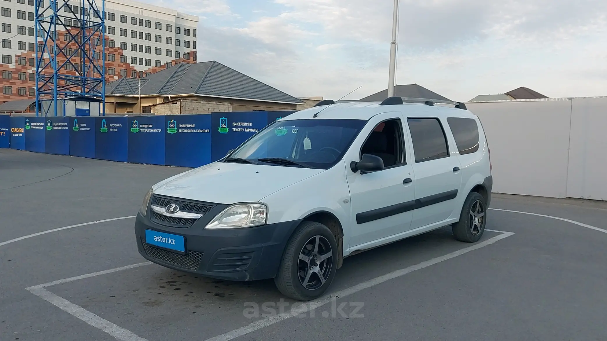 LADA (ВАЗ) Largus 2013