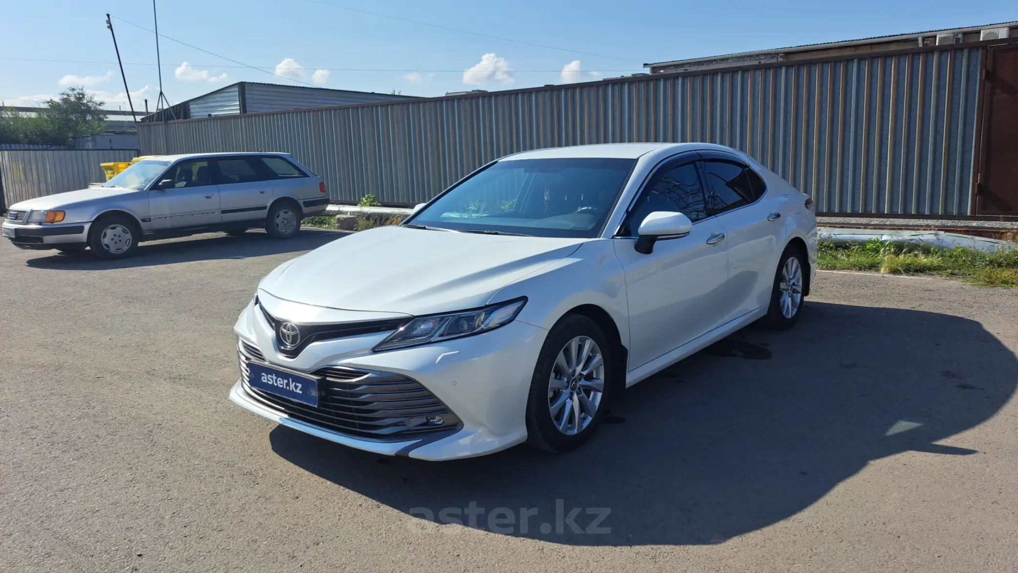 Toyota Camry 2019