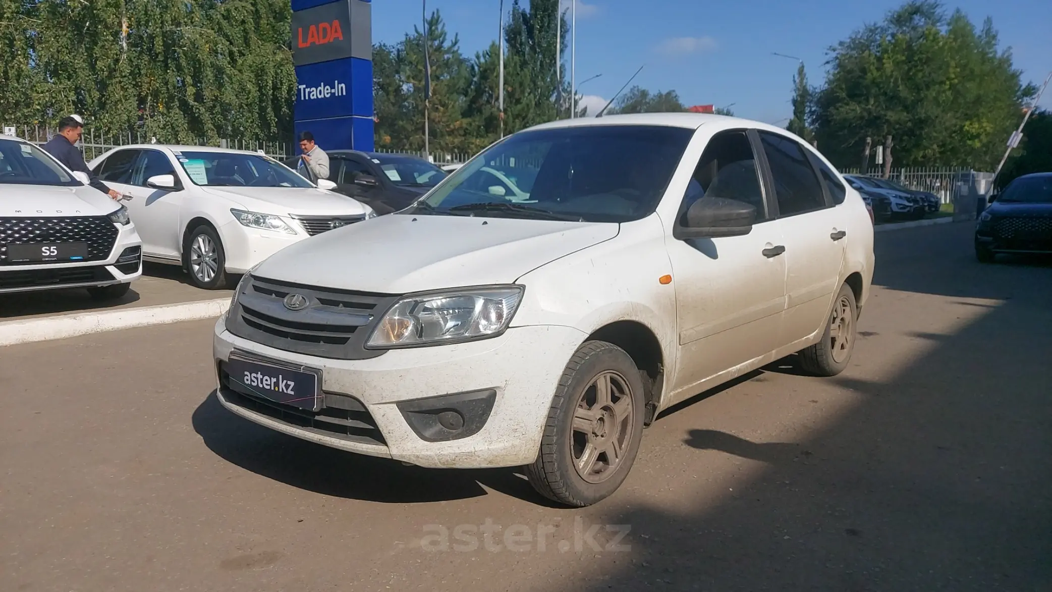 LADA (ВАЗ) Granta 2015