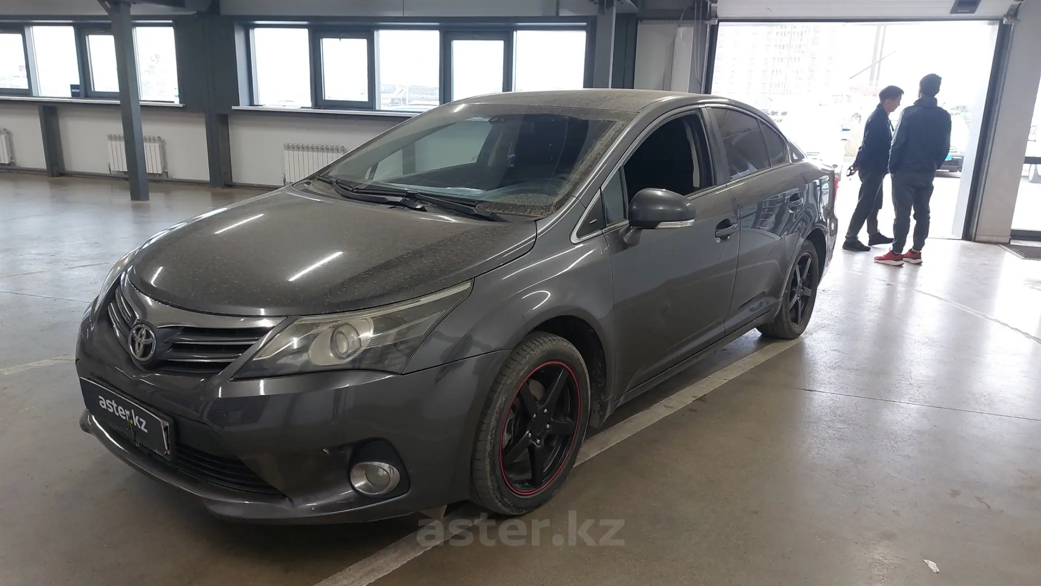 Toyota Avensis 2013