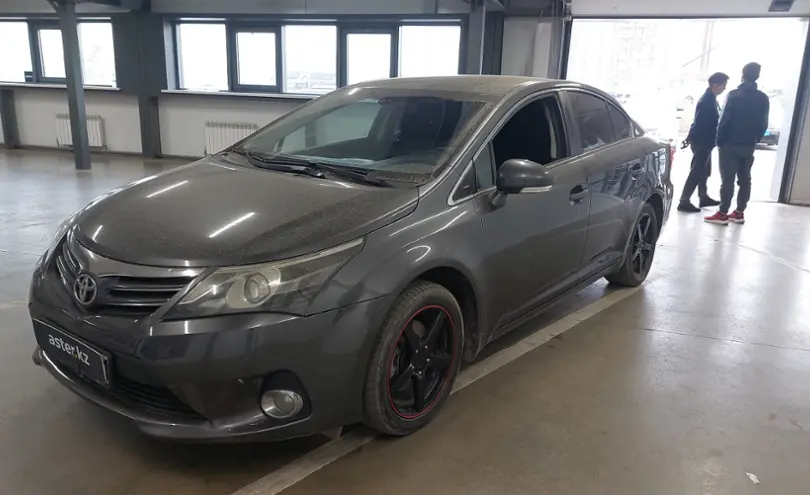 Toyota Avensis 2013