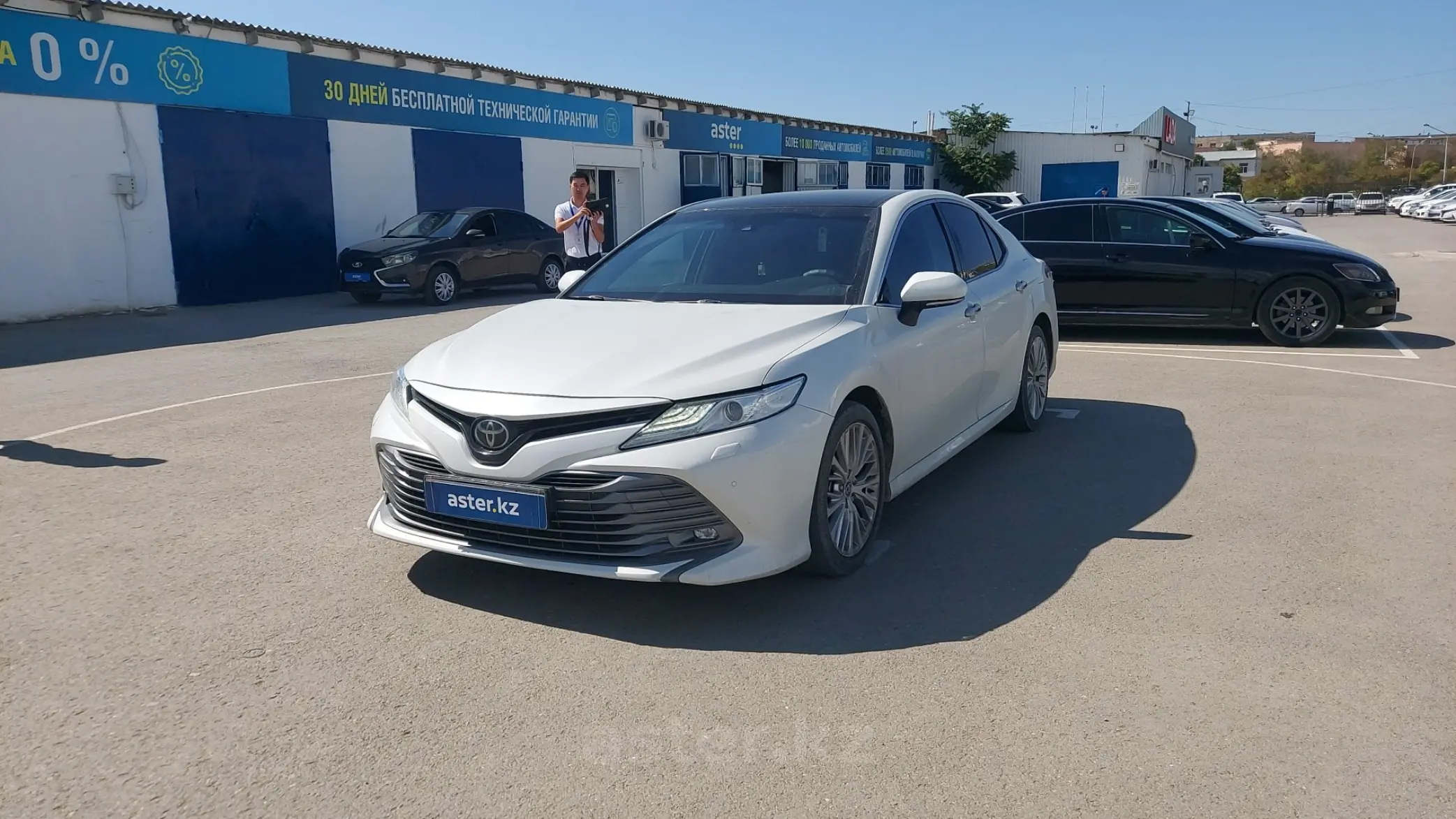 Toyota Camry 2019