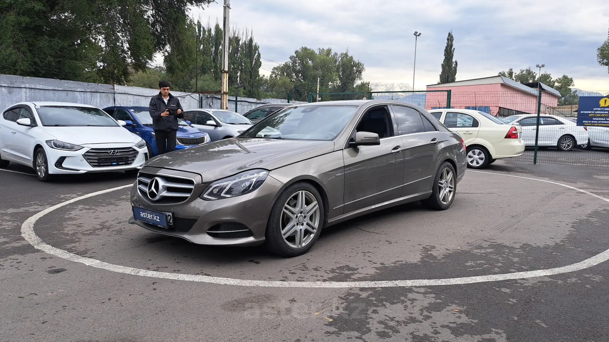 Mercedes-Benz E-Класс 2009