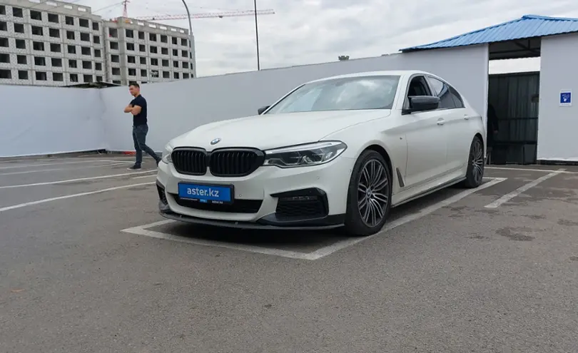 BMW 5 серии 2019 года за 23 000 000 тг. в Алматы