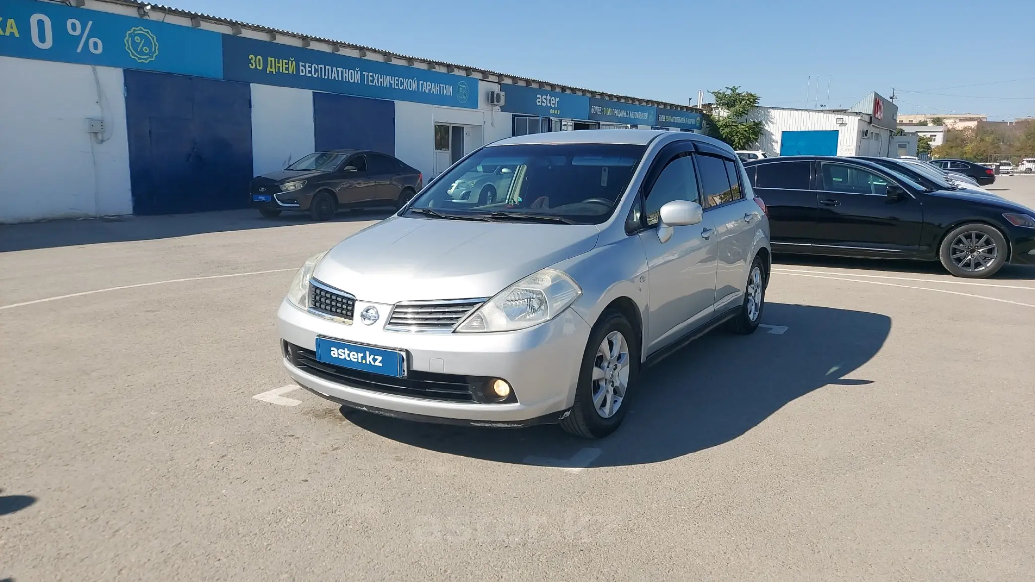 Nissan Tiida 2008