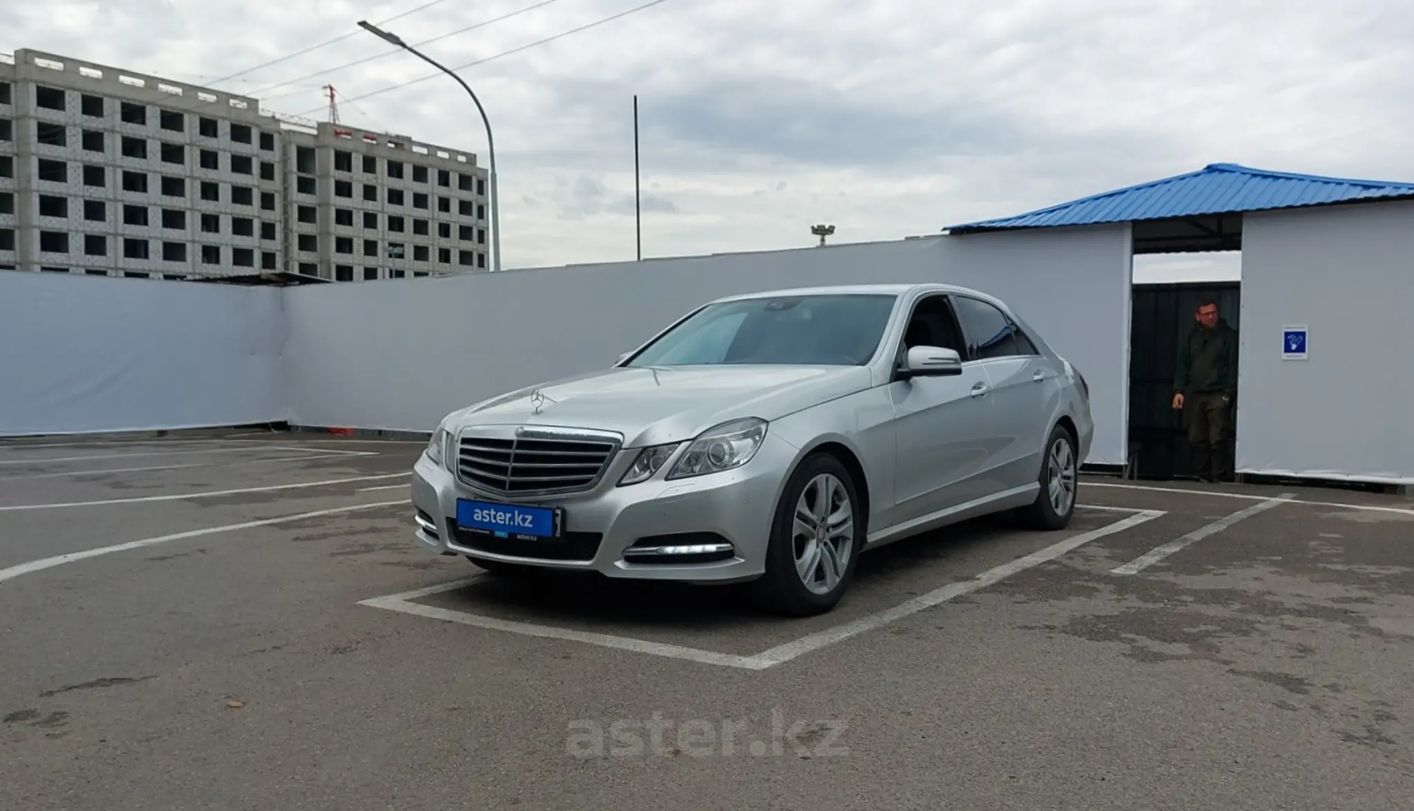 Mercedes-Benz E-Класс 2010