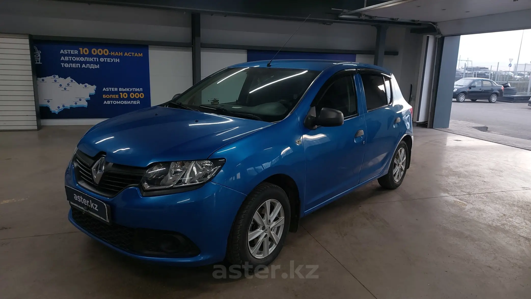 Renault Sandero 2015