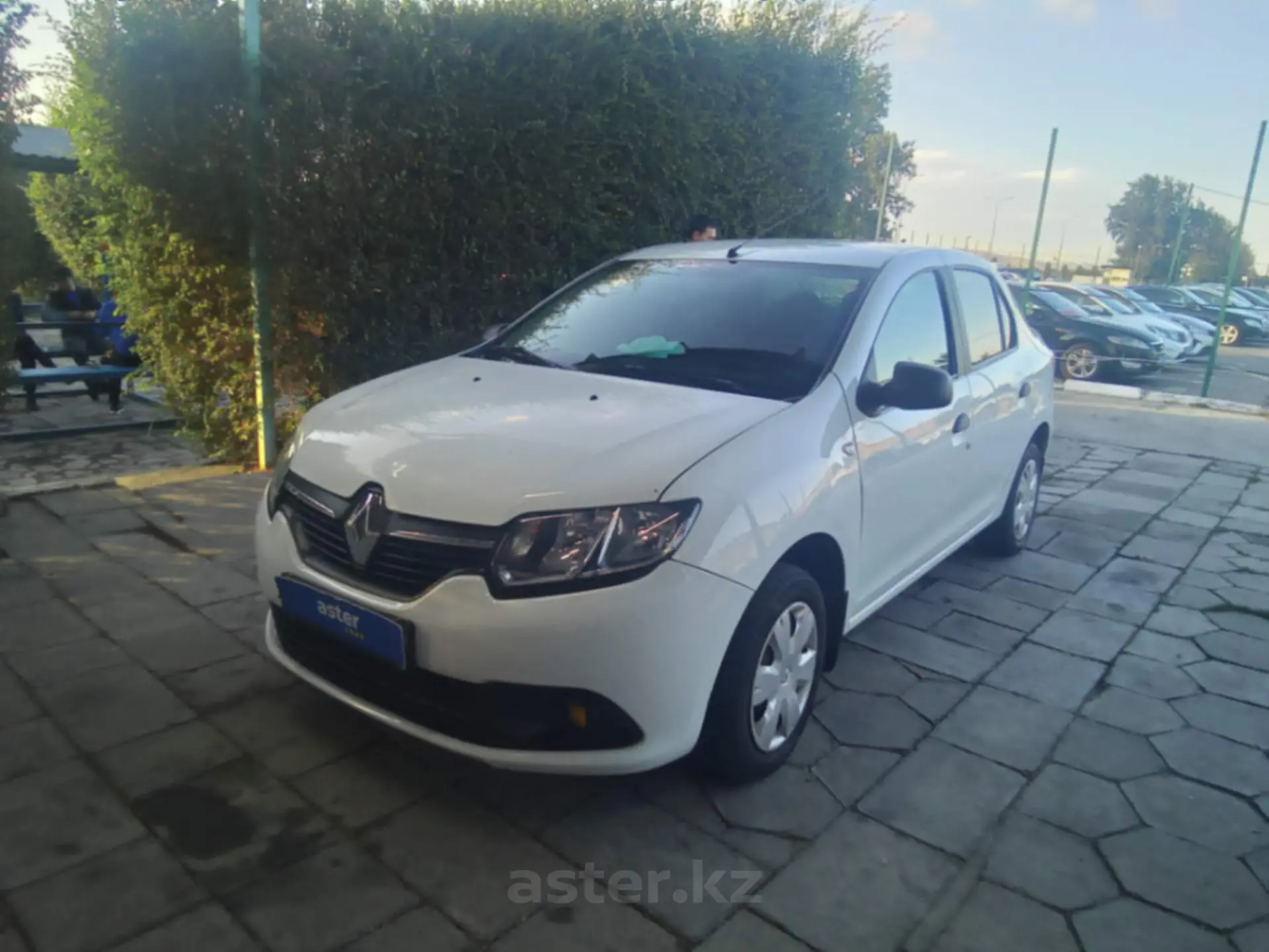 Renault Logan 2015