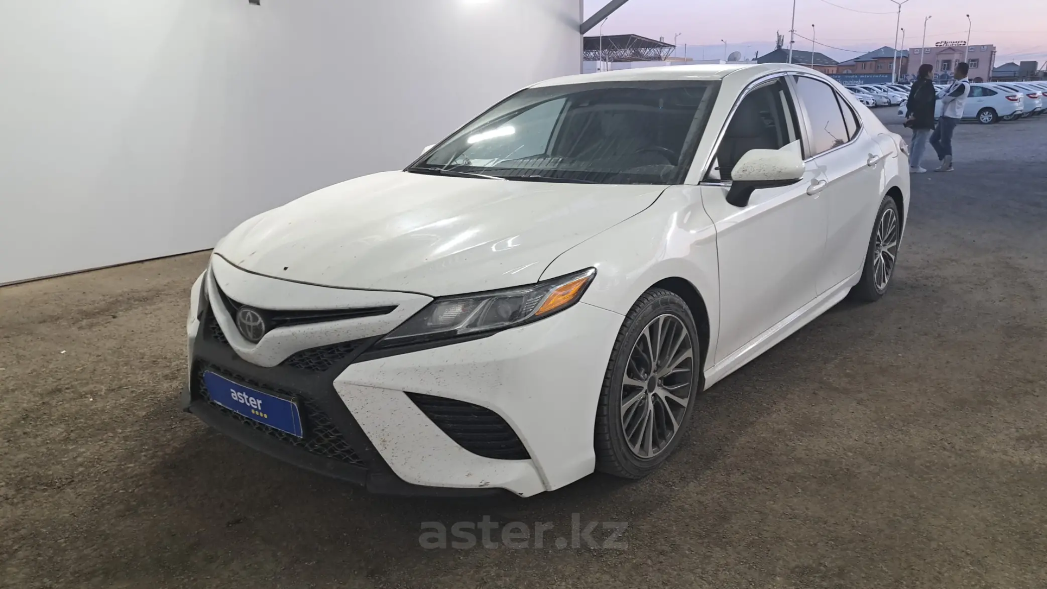 Toyota Camry 2019