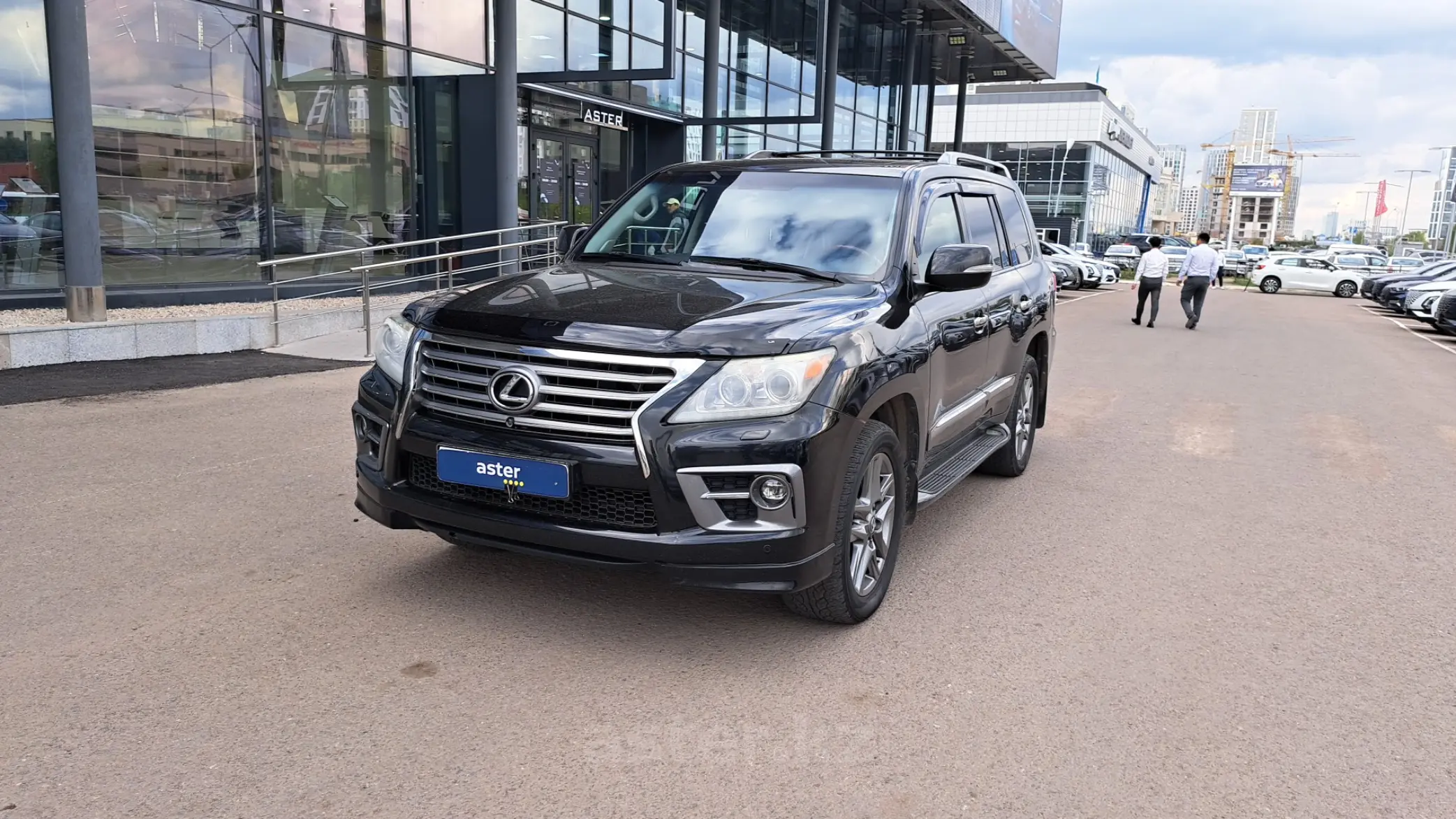 Lexus LX 2014