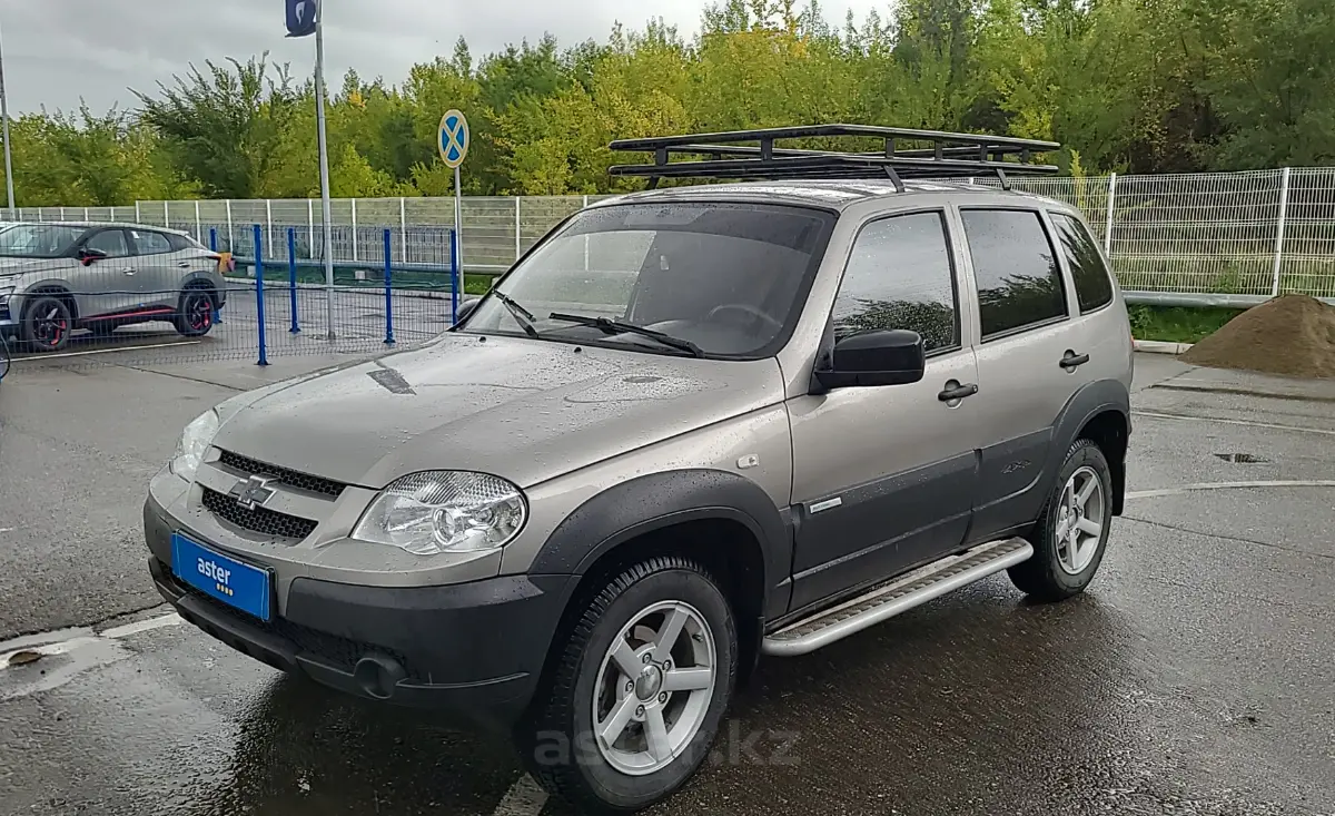 Нива шевроле в усть каменогорске. Нива шевроле 1 рестайлинг. Шевроле нива 2013 года. Нива шевроле в усть каменогорске. Нива шевроле в усть каменогорске.