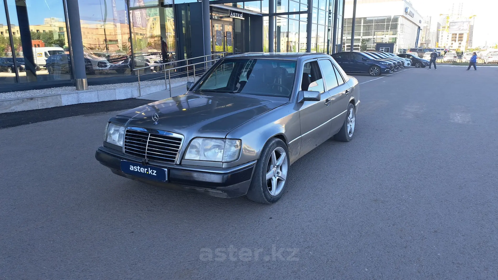 Mercedes-Benz W124 1990