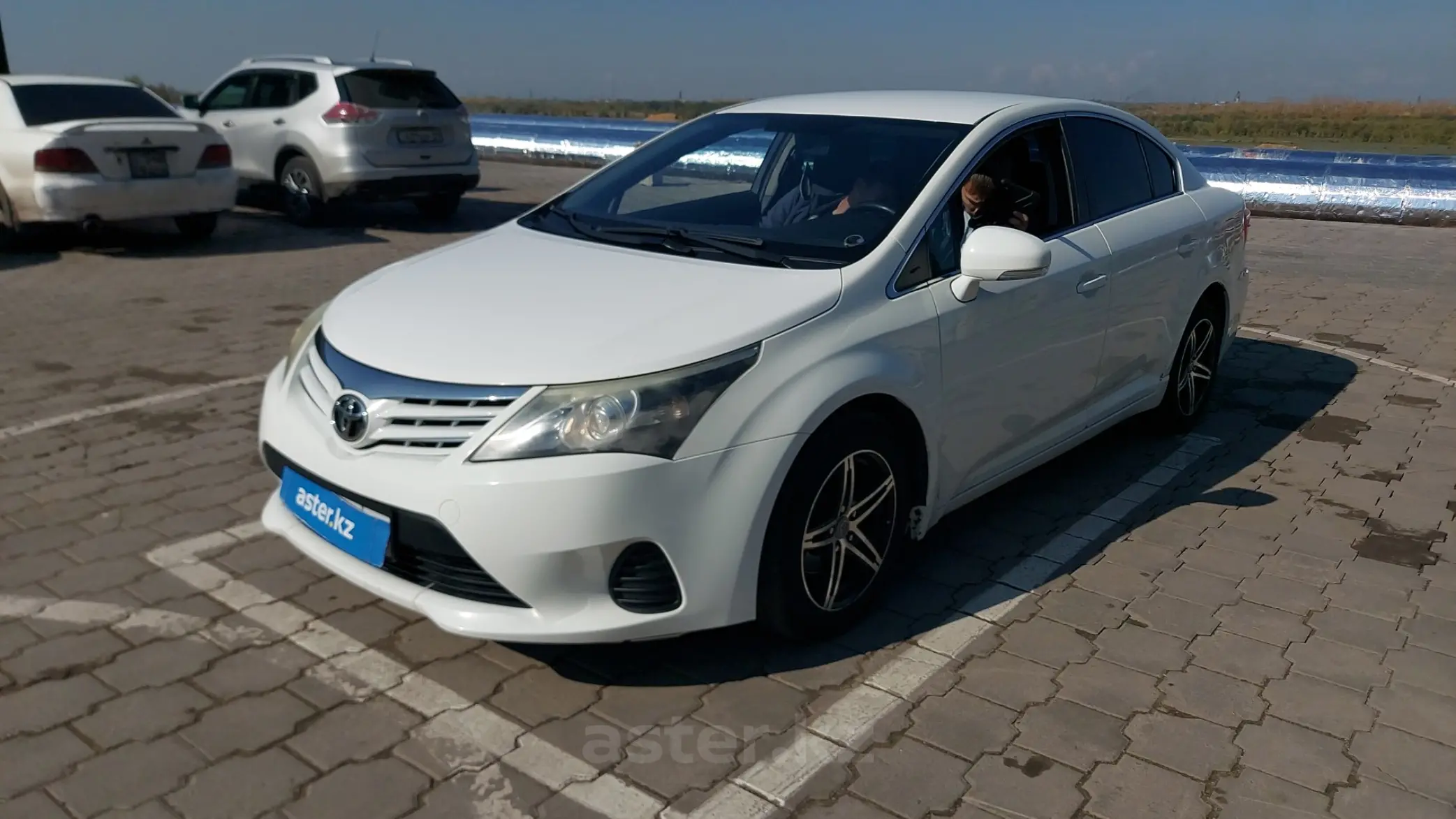 Toyota Avensis 2012