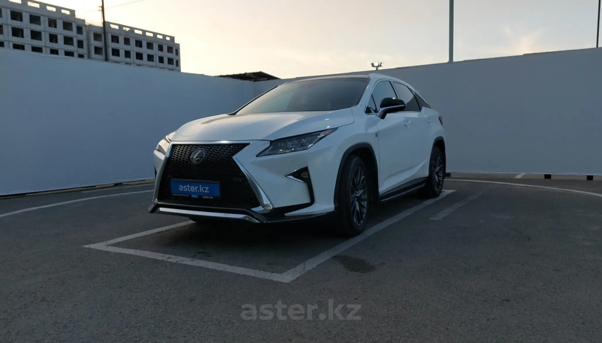 Lexus RX 2019