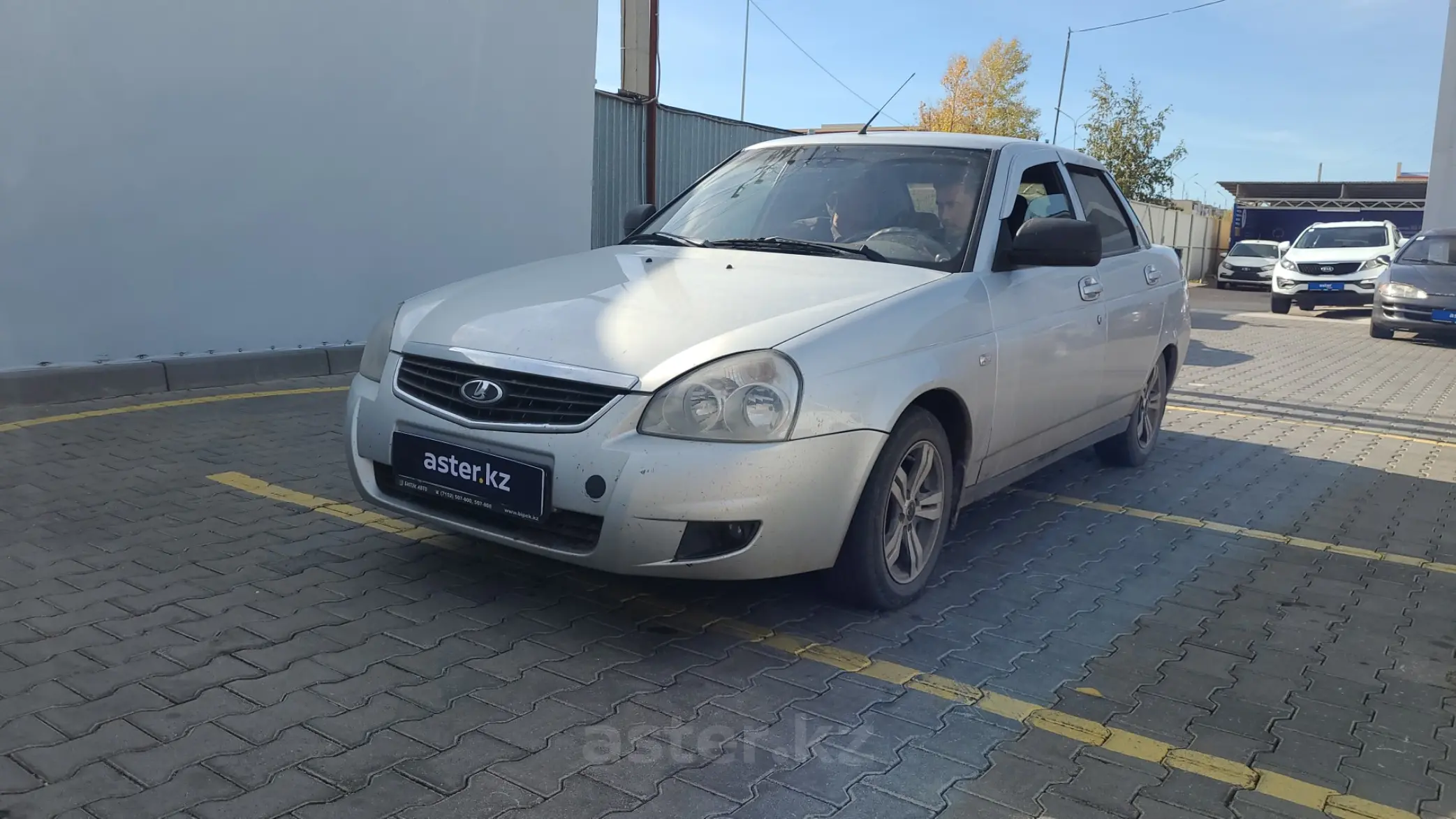 LADA (ВАЗ) Priora 2012