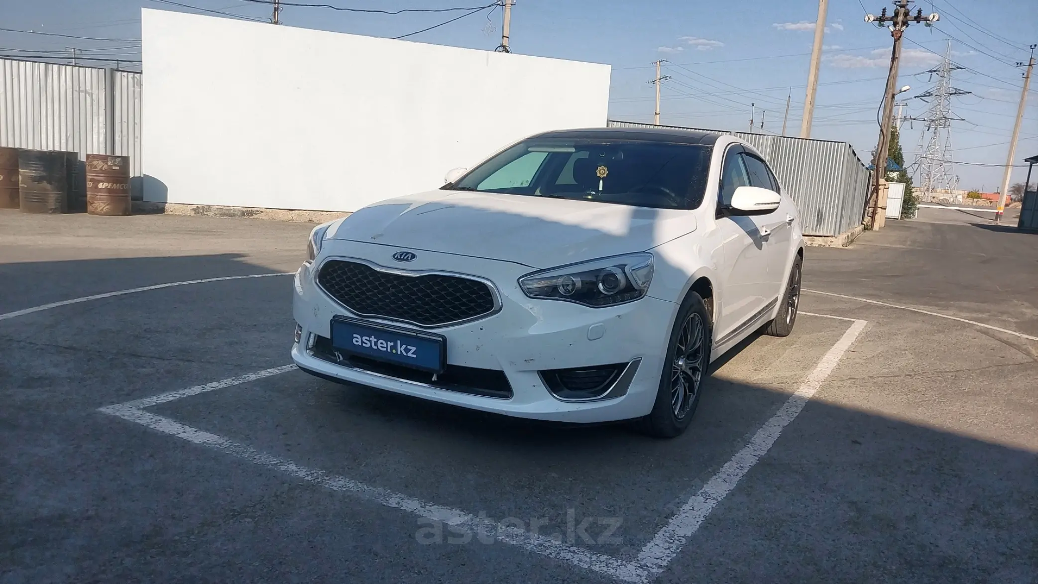 Kia Cadenza 2015