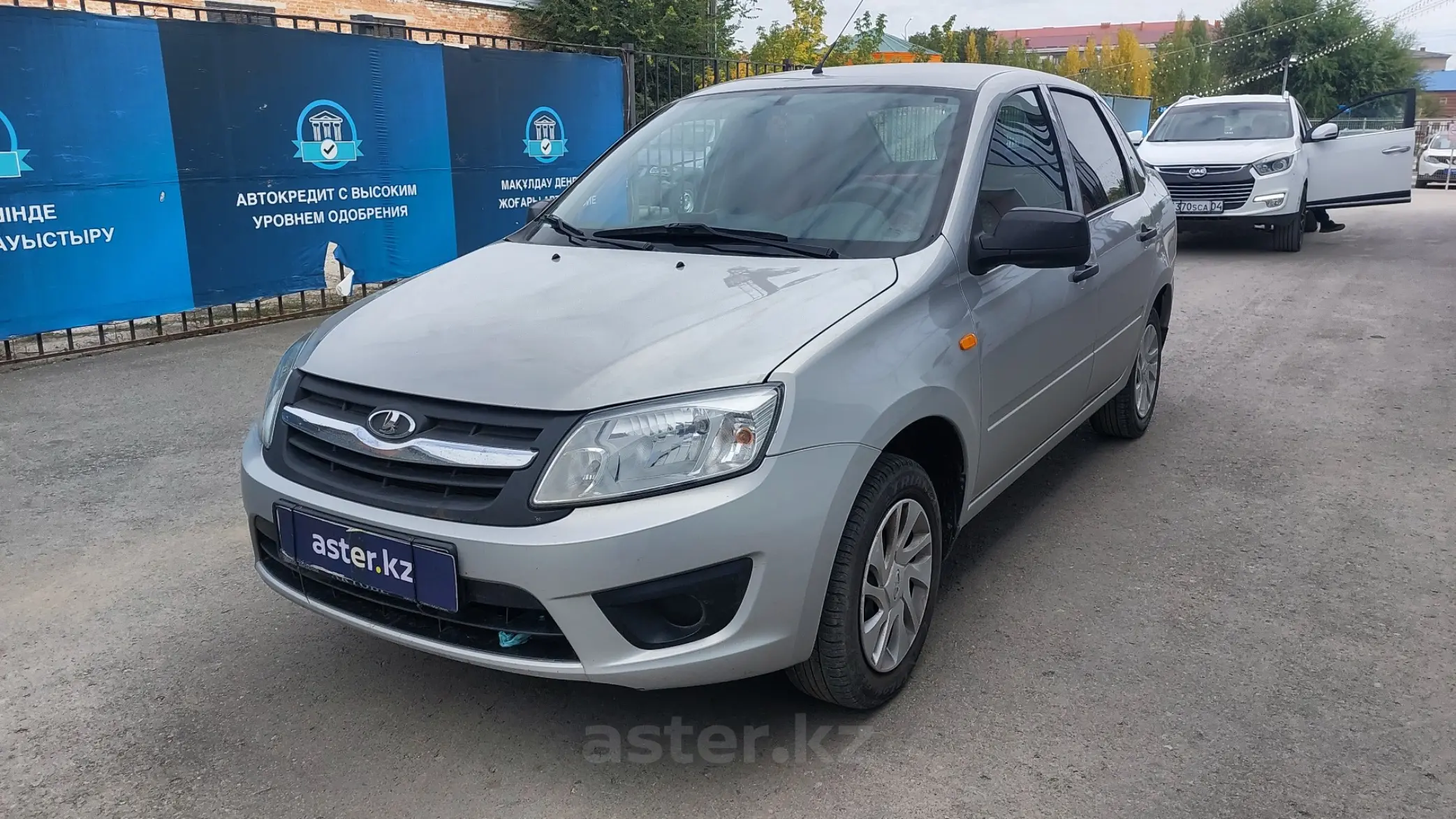 LADA (ВАЗ) Granta 2015