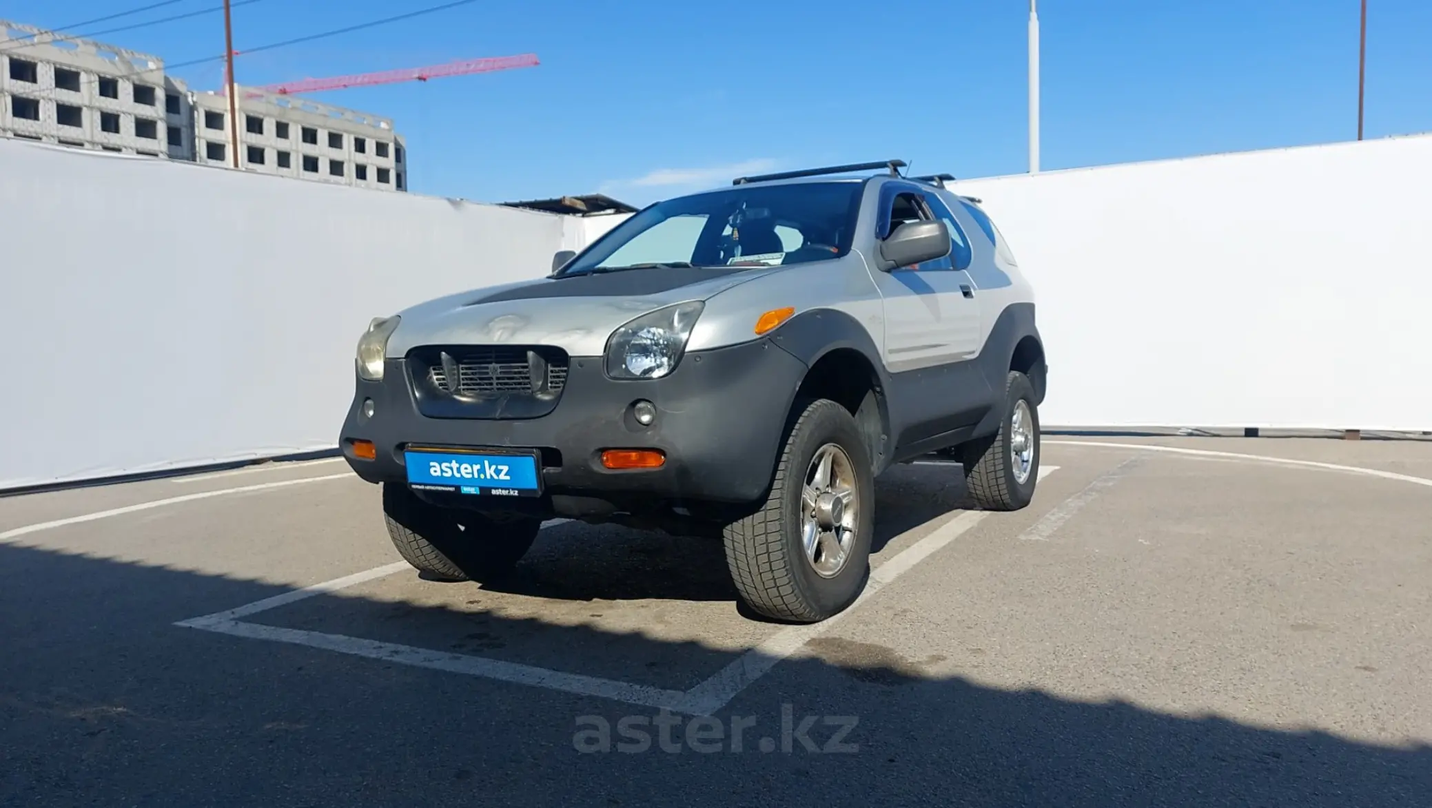 Isuzu VehiCross 1999