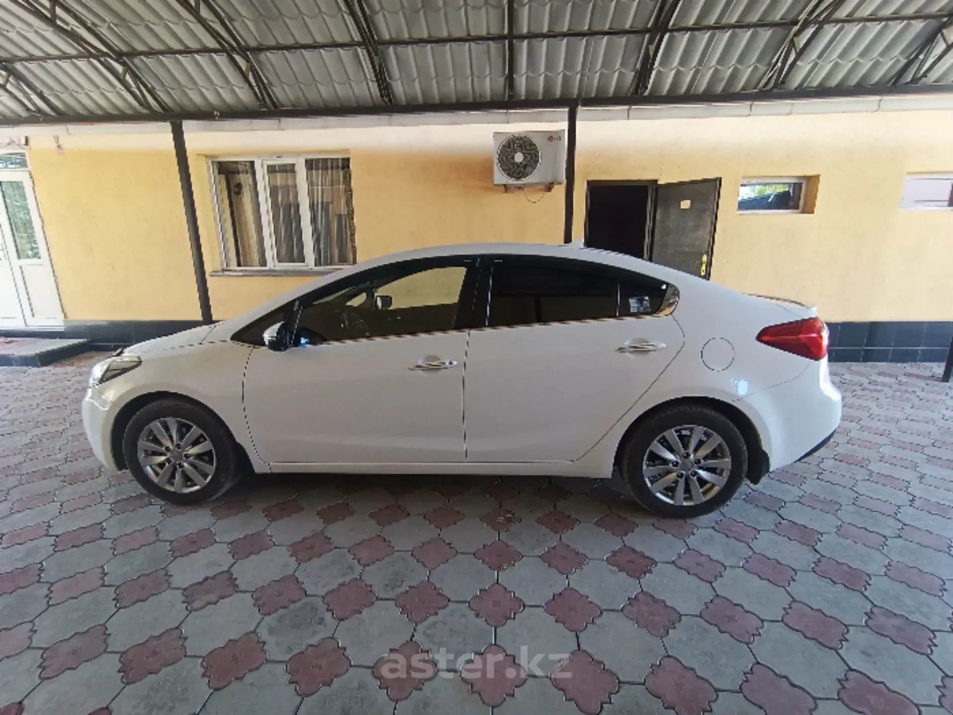 Kia Cerato 2014