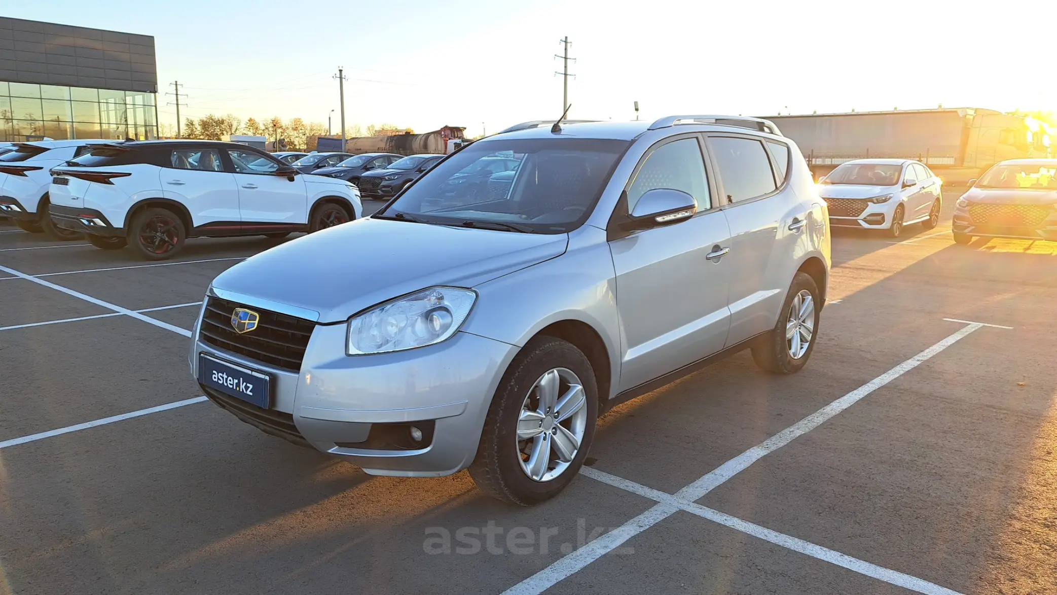 Geely Emgrand X7 2013