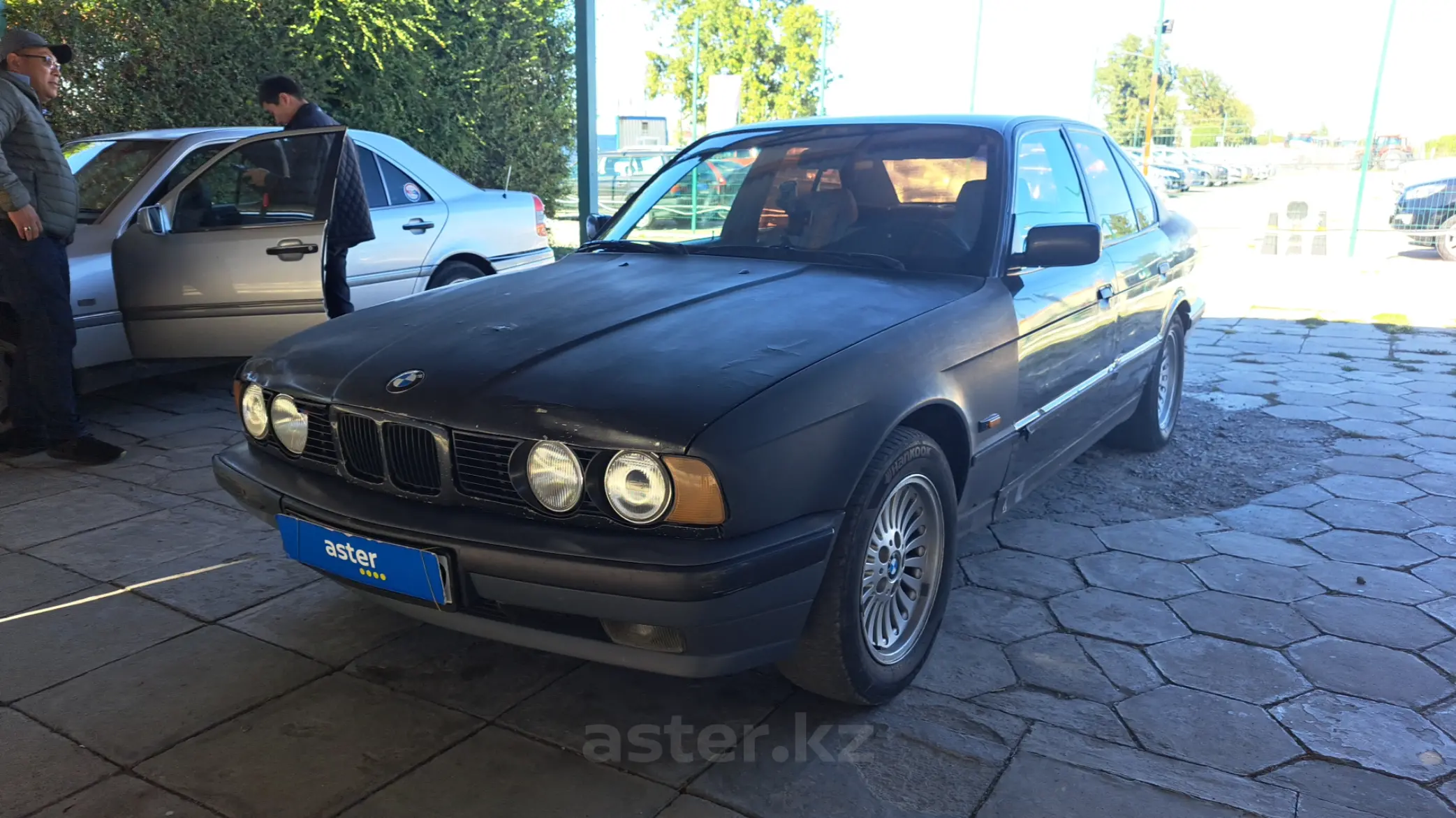 BMW 5 серии 1992