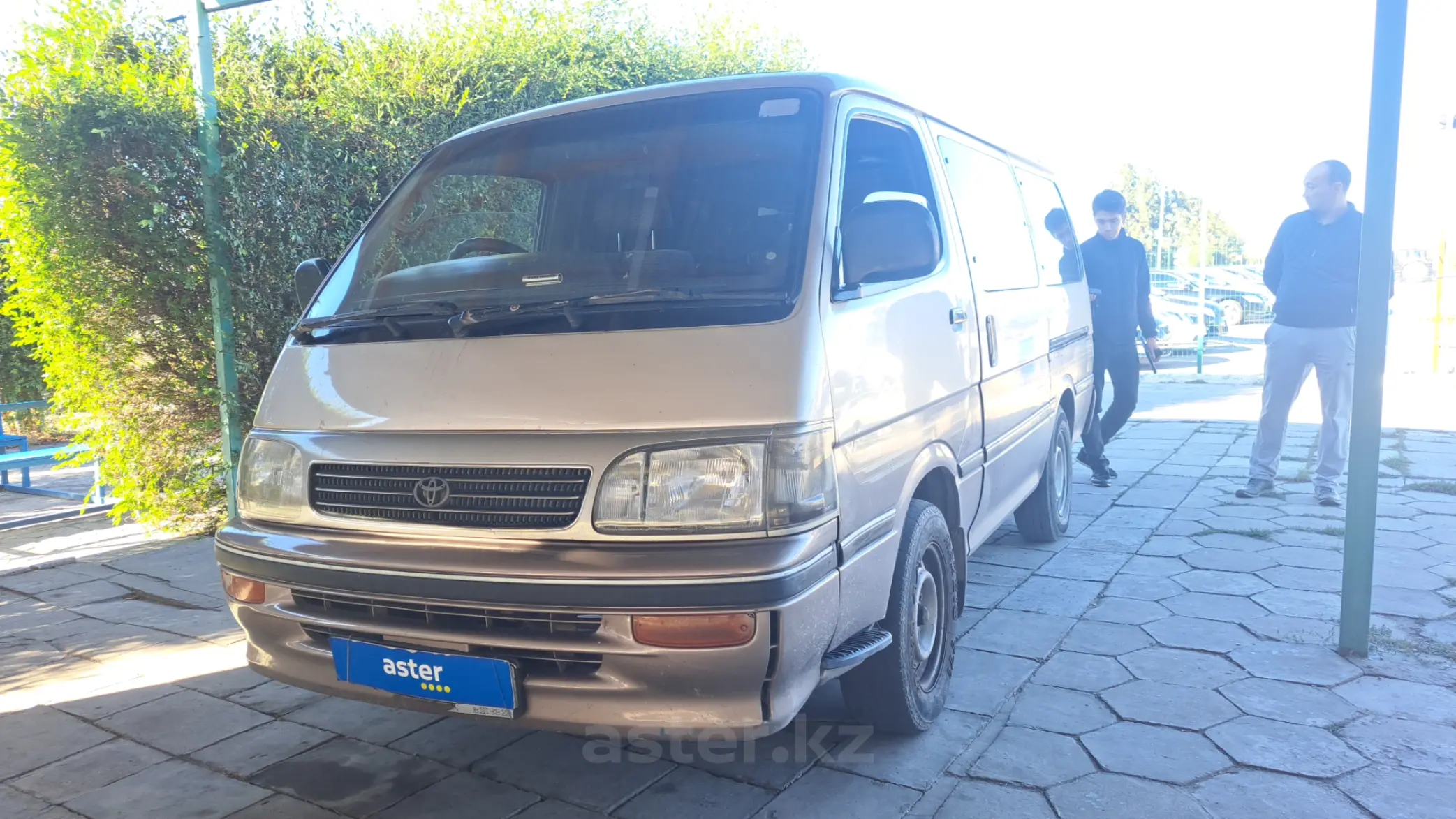 Toyota HiAce 1993