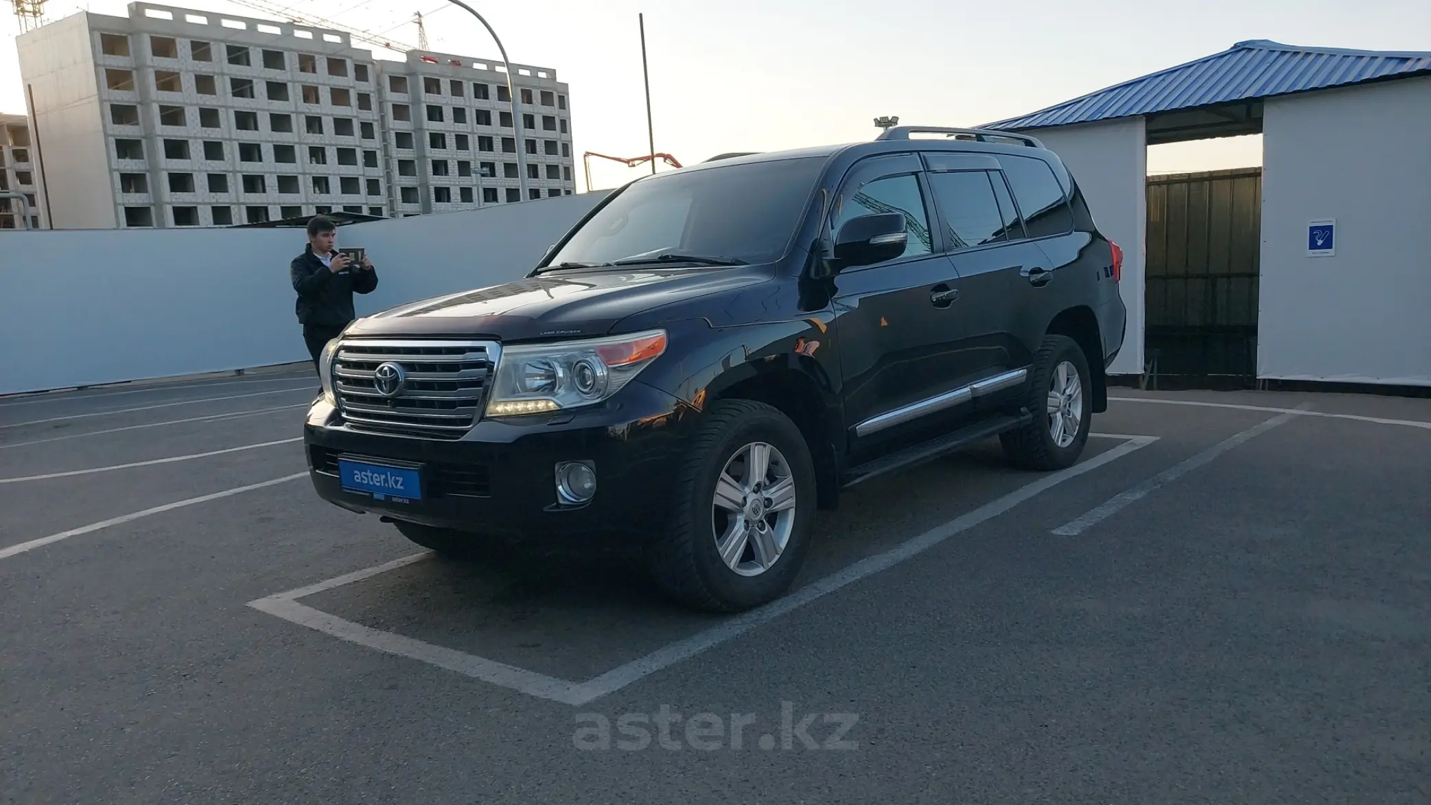 Toyota Land Cruiser 2013