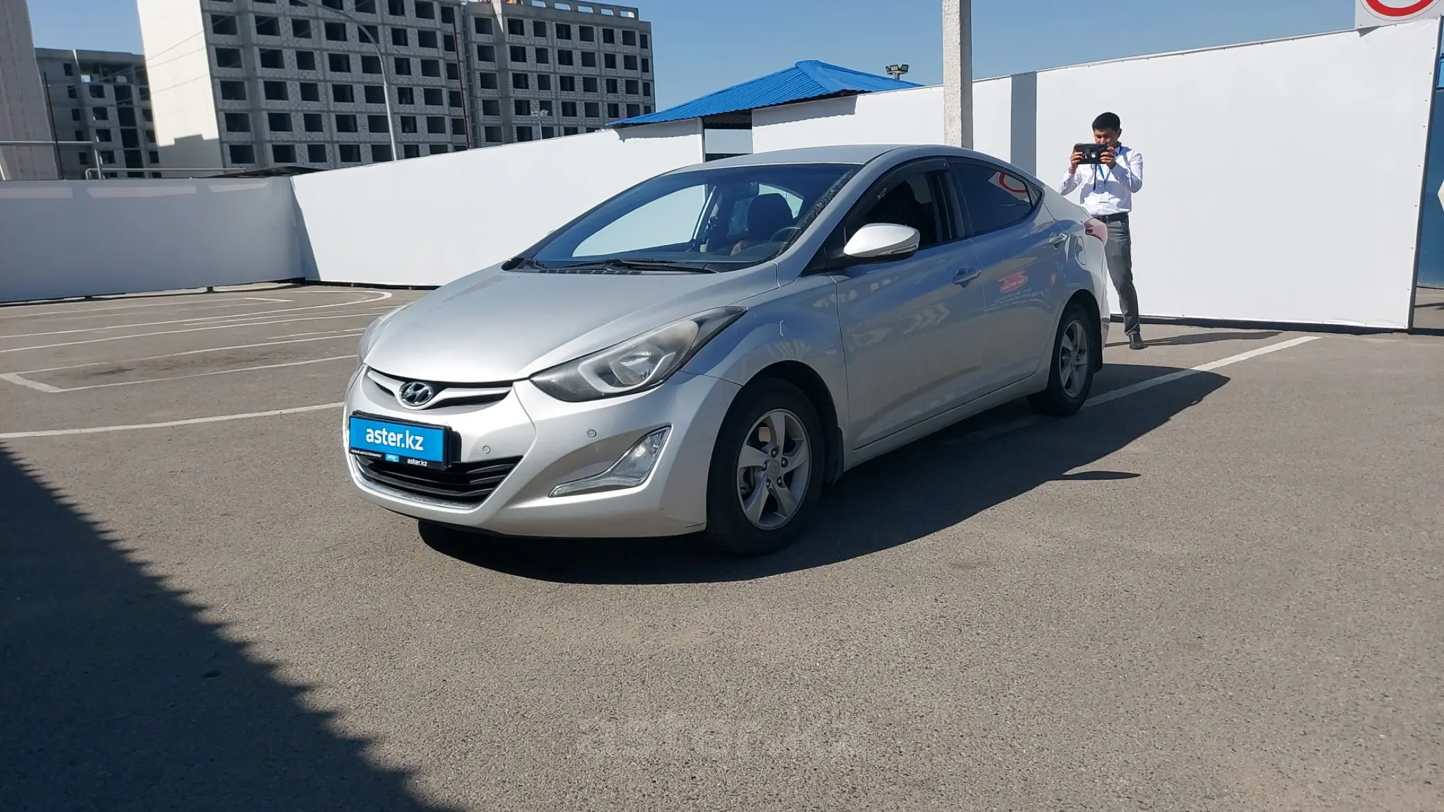 Hyundai Elantra 2015