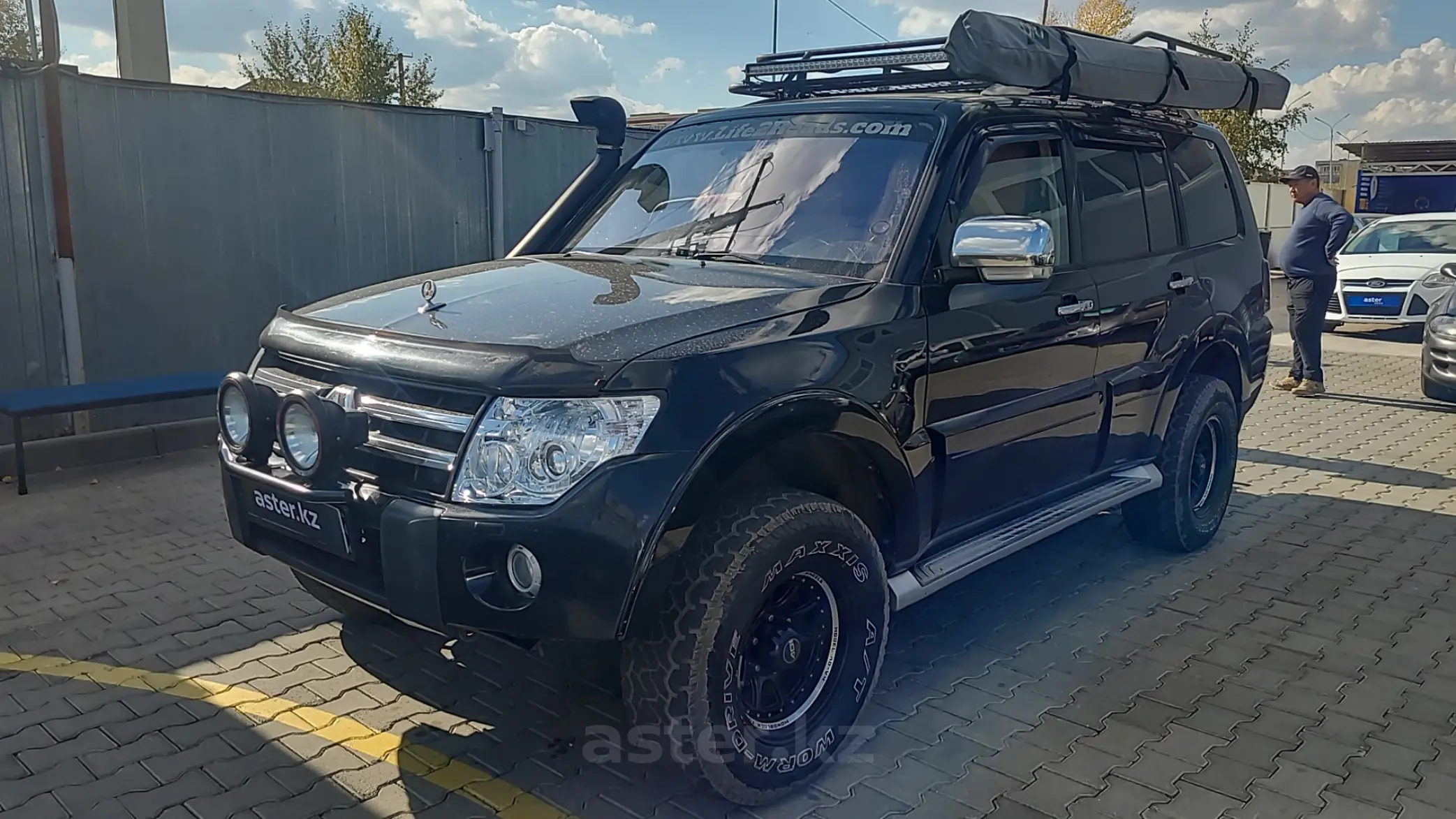 Mitsubishi Pajero 2008