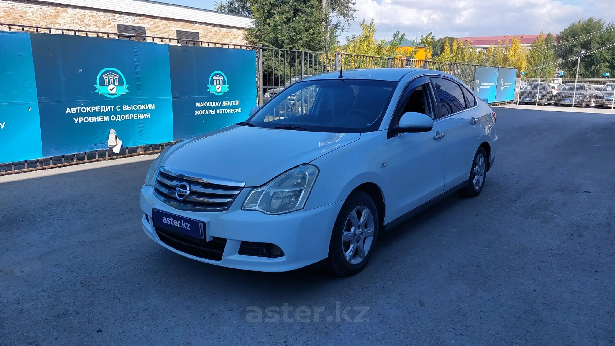 Nissan Almera 2014