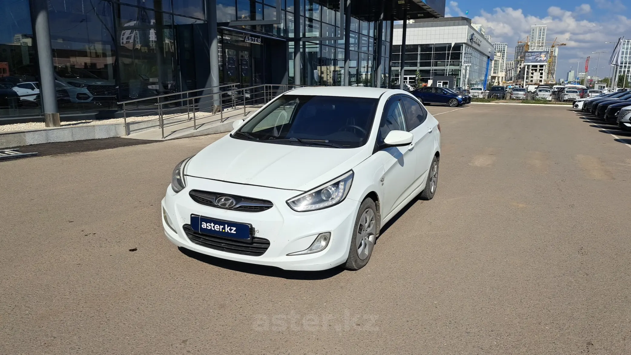 Hyundai Accent 2013