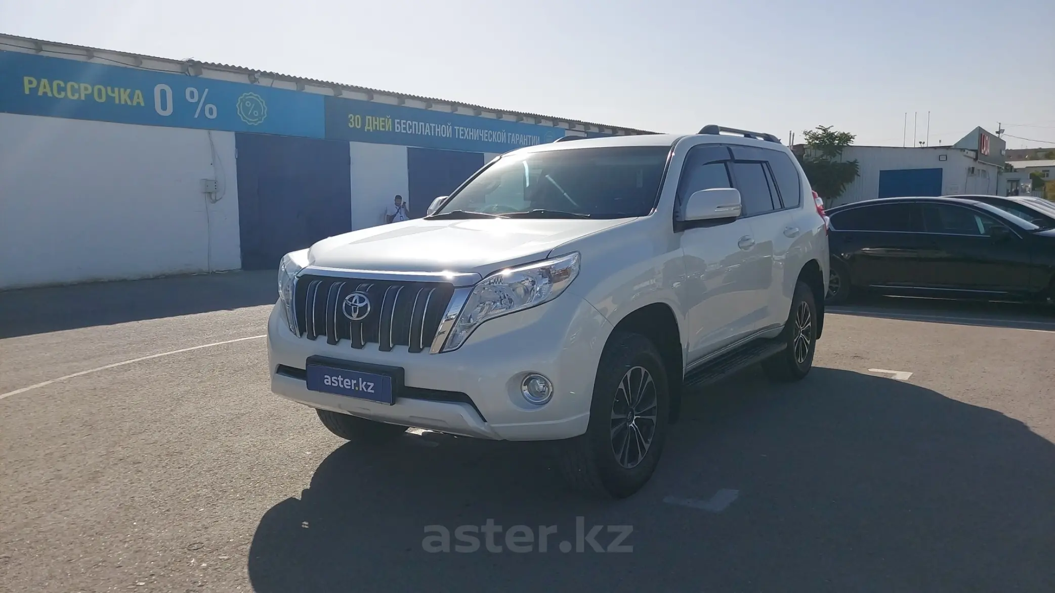 Toyota Land Cruiser Prado 2014