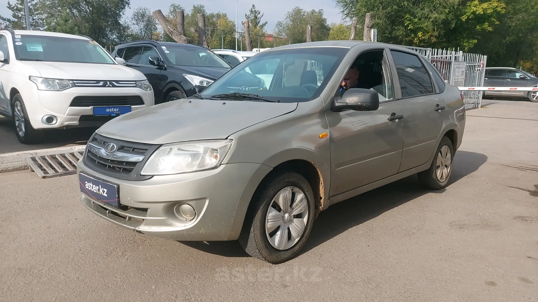 LADA (ВАЗ) Granta 2012