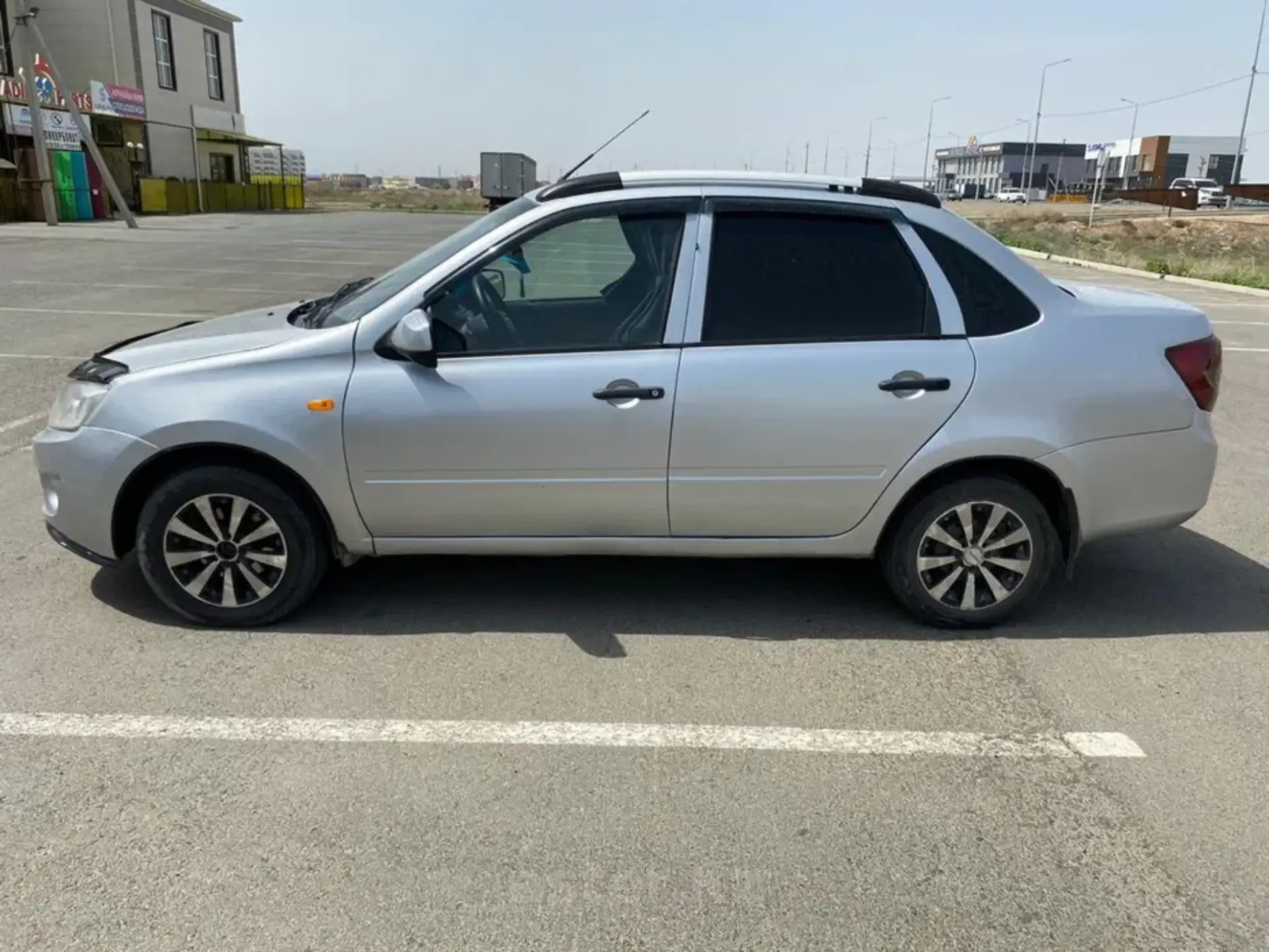 LADA (ВАЗ) Granta 2012