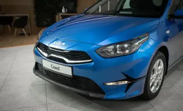 Kia Ceed 2023 года за 11 090 000 тг. в Усть-Каменогорск фото 2