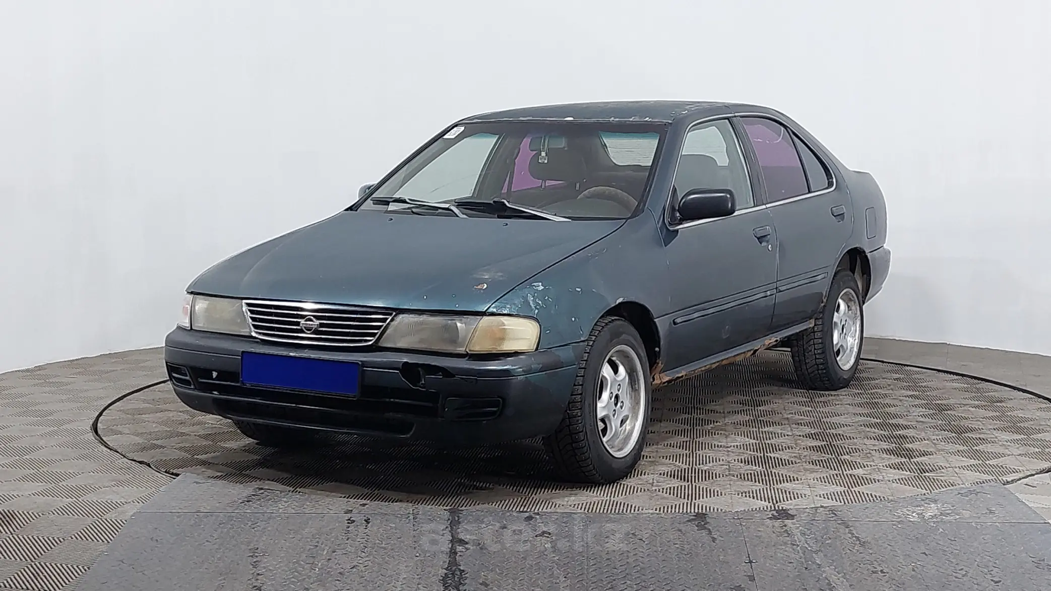 Nissan Sunny 1996