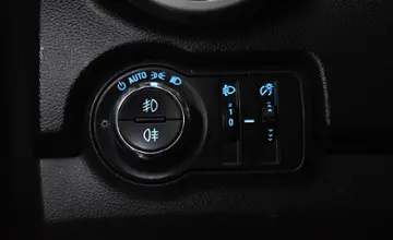 Chevrolet Tracker 2013 года за 30 503 BYN в Минск