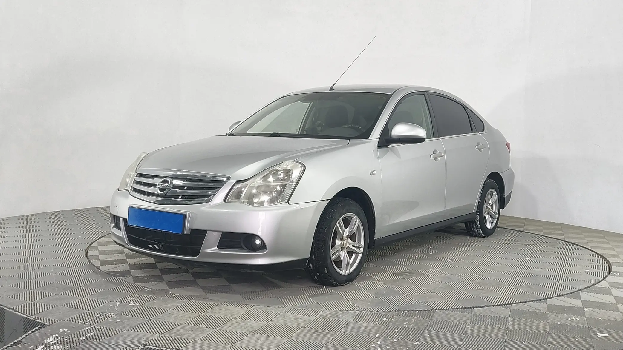 Nissan Almera 2015