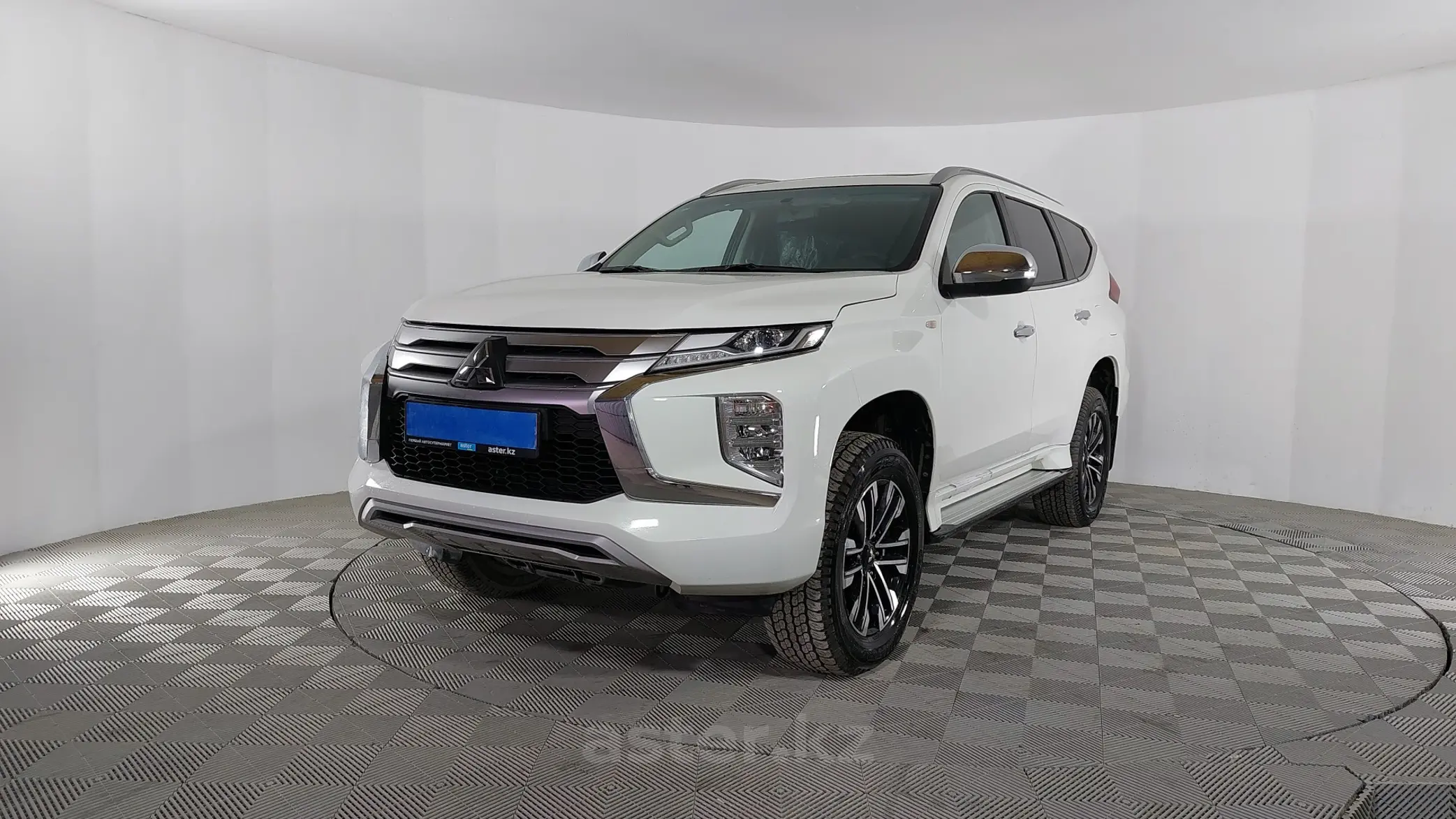 Mitsubishi Montero Sport 2022