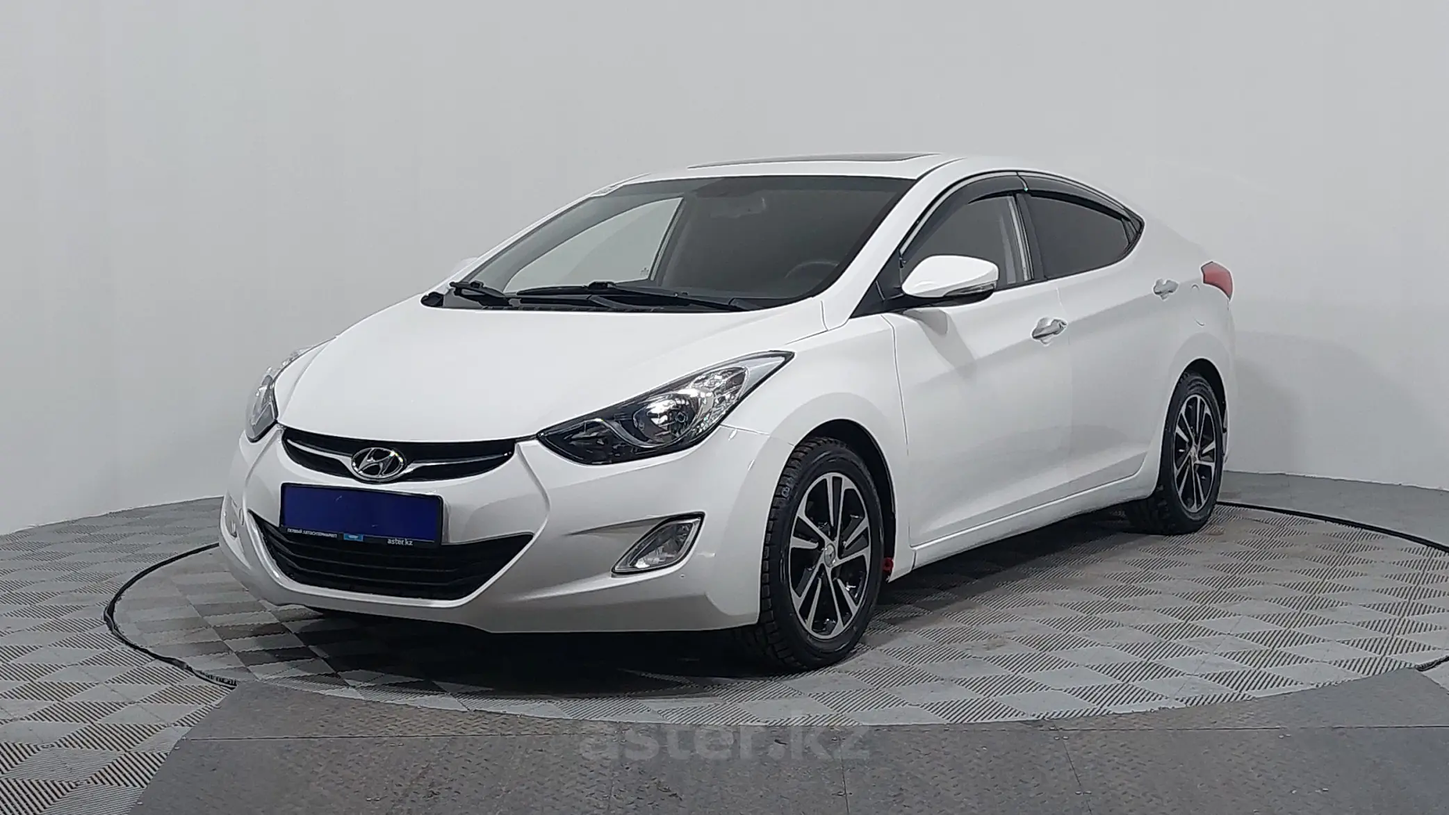 Hyundai Avante 2011