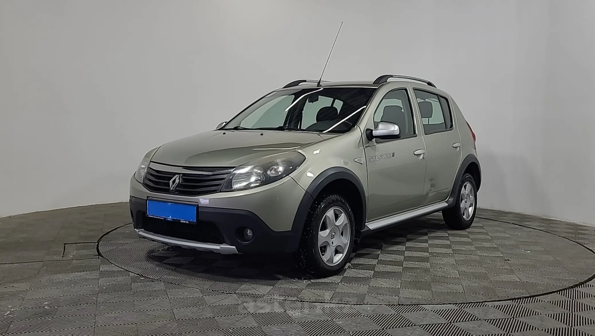 Renault Sandero 2014