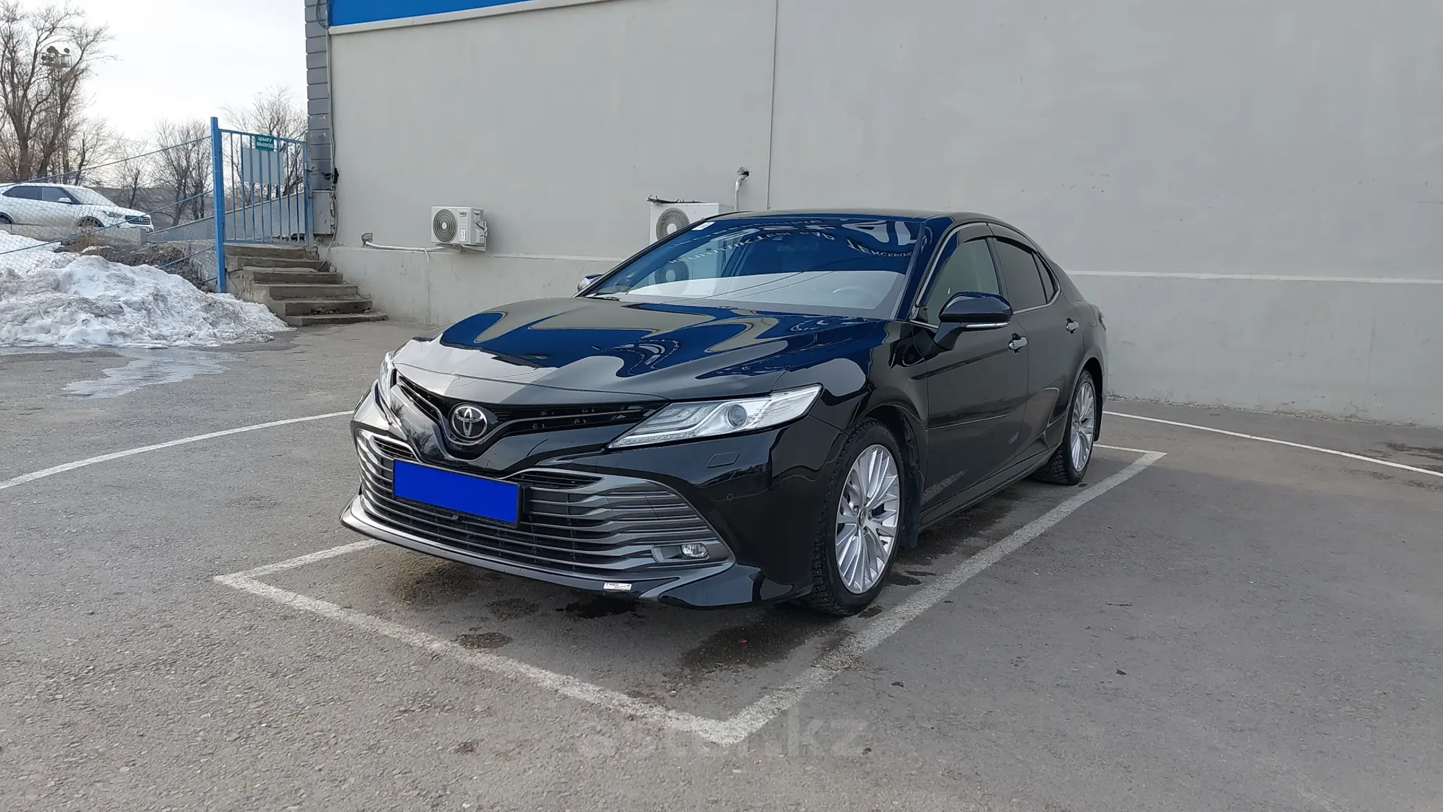 Toyota Camry 2019