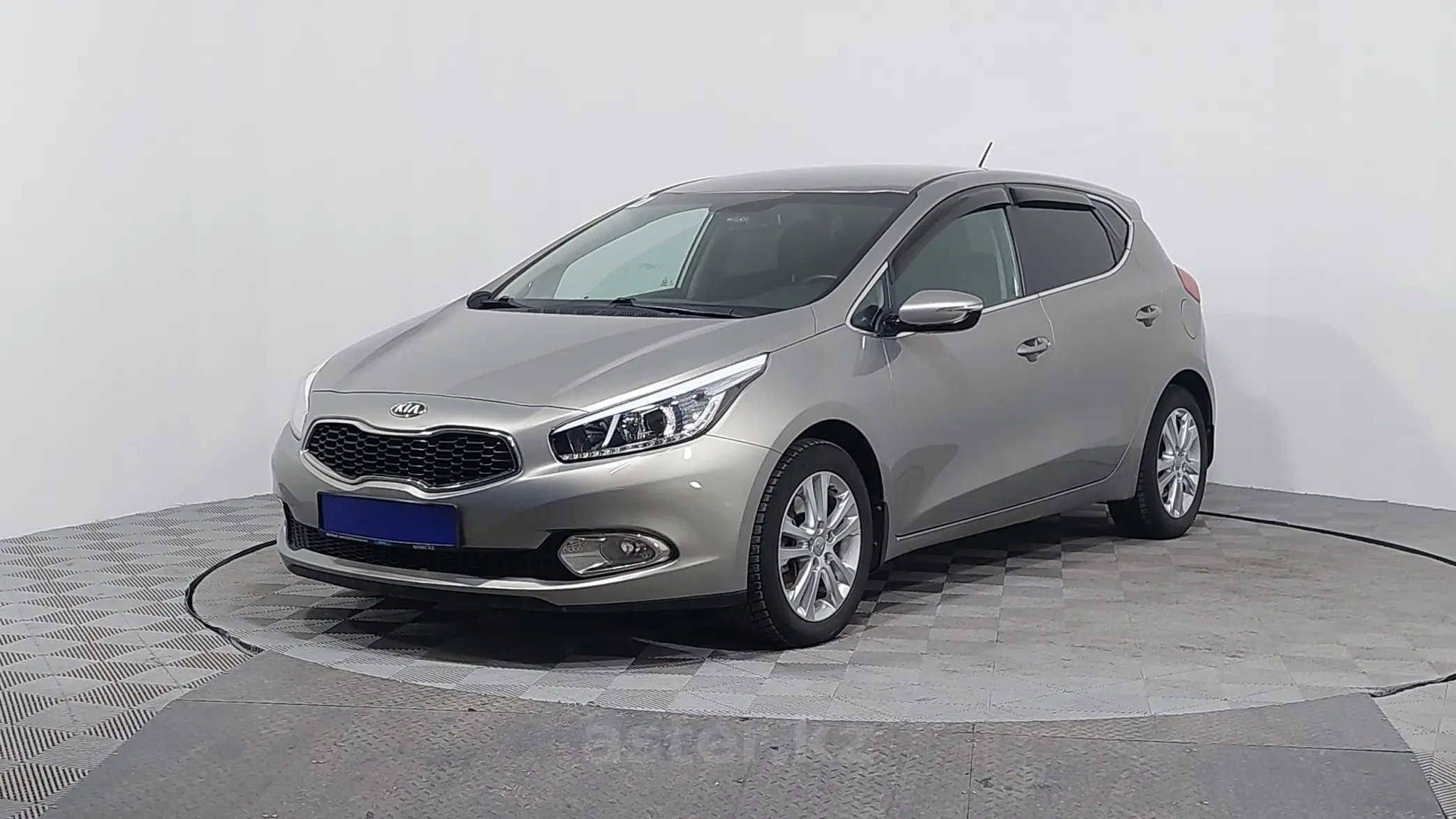 Kia Ceed 2013